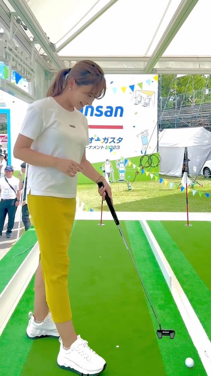 YUKAのインスタグラム：「KBCオーガスタゴルフトーナメント2023🏌️‍♂️ の観戦に行ってきました⛳️ 間近でプロのプレーを観ることができて楽しかった☺️✨✨  #パターチャレンジ 得意のパター⛳️最後は、運も味方に⛳️笑  #芥屋ゴルフ倶楽部 #kbcオーガスタ #kbcオーガスタゴルフトーナメント#golf#golfwear#golfer#vg_fashion #callaway#高尔夫球#ゴルフ#パター動画#福岡ゴルフ#ゴルフレッスン#スイミング動画#ゴルフ動画#ゴルフ好き#オデッセイ#キャロウェイ#パター練習#ゴルフ練習#男子プロ#男子プロゴルファー#男子プロゴルフ#ゴルフ女子#アクティブ女子」