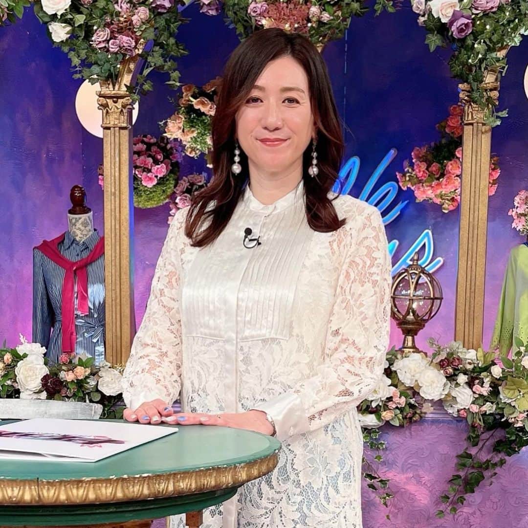 野々村友紀子のインスタグラム：「今夜23:00〜フジテレビ【トークィーンズ】 今回はSixTONES田中樹くんが登場！ NGだらけの樹くんにスタジオ騒然！大荒れでした😆  意外な田中樹くんの素顔と、大反論のトークィーンズたちをぜひご覧ください！」
