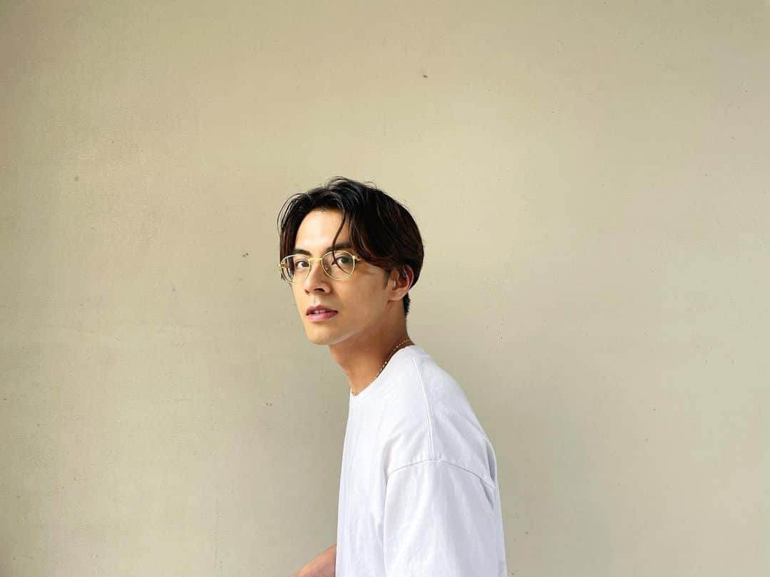 中尾暢樹のインスタグラム：「ナルトの稽古始まっております。 暑いねえ。 これ以上黒くならないようにします。」