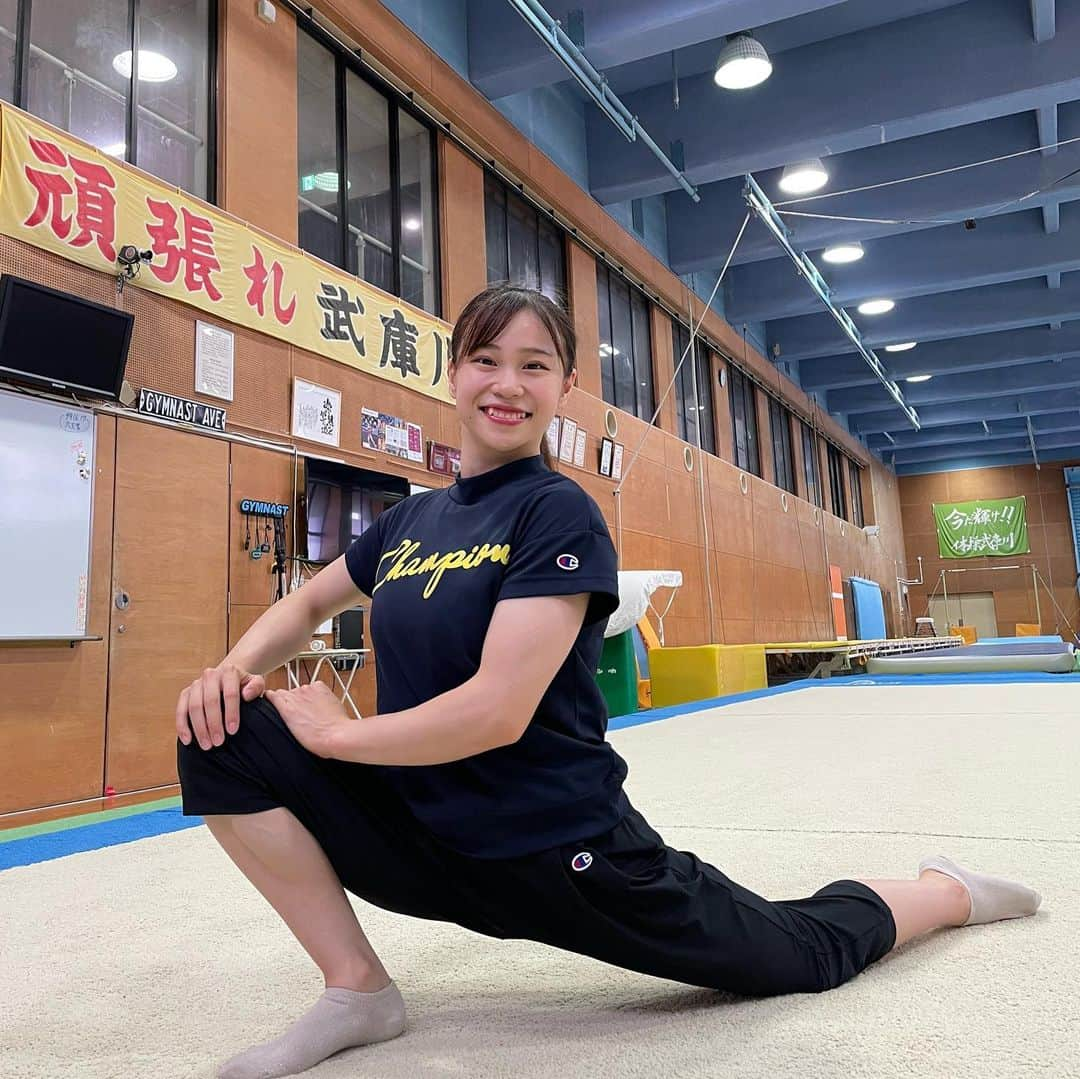 杉原愛子さんのインスタグラム写真 - (杉原愛子Instagram)「このChampionのTシャツとスボンめっちゃ好き✌️🤸‍♂️ 生地がめっちゃええんよ🤭 この暑い夏でも着たくなる🫣💛  #Champion #Championjp #BeYourOwnChampion #PR」8月24日 19時01分 - aiko_sugihara