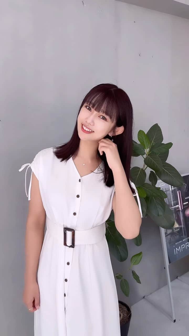 堀江聖夏のインスタグラム：「⌇‎𝘕𝘦𝘸 𝘩𝘢𝘪𝘳 💜 ⁡ 最近は密か~にみえる ピンクの髪色にはまっていますꕀ ♡ ⁡ ブルベ冬に似合う色で 髪色も艶々で嬉しいっ𓇠 ⁡ @kinujo.jp の𝘗𝘳𝘰のドライヤーは 低温でも素早く乾かすことができるので、 染めたばかりの髪でもカラー剤の流出を 防いでくれます◎ ⁡ アイロンいらずの きれいなストレートヘアに 仕上がりました🥹 ⁡ ________________________________  #美容院 #美容師 #トリートメント #ドライヤー #絹女 #𝘬𝘪𝘯𝘶𝘫𝘰 #ヘアケア」