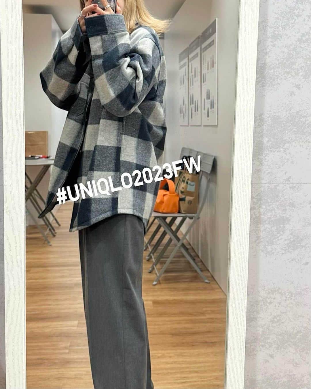 かほこ。さんのインスタグラム写真 - (かほこ。Instagram)「ㅤㅤㅤㅤㅤㅤㅤㅤㅤㅤㅤㅤㅤ ㅤㅤㅤㅤㅤㅤㅤㅤㅤㅤㅤㅤㅤ UNIQLO TOKYOで開催中の LifeWear Exhibition 2023FALL& WINTERに 遊びに行ってきました〜❣️ ㅤㅤㅤㅤㅤㅤㅤㅤㅤㅤㅤㅤㅤ "MODERN LAYERING" ラガーシャツの中にシャツを重ねたり ジャケットの上にシャツジャケットを重ねたり 今までなかったレイヤードを楽しむ秋🍁 ㅤㅤㅤㅤㅤㅤㅤㅤㅤㅤㅤㅤㅤㅤㅤㅤㅤㅤㅤㅤㅤㅤㅤㅤㅤㅤ  UNIQLO内はもう秋冬ものがたくさんで 発売前のアウターも試着させてもらいました♡ わたしはイエローのダウンをオーダー🌼 白のダウンベストもめっちゃ可愛かった…！ 肩パッド入ったメンズのジャケットも欲しかった🥹 ㅤㅤㅤㅤㅤㅤㅤㅤㅤㅤㅤㅤㅤ ちなみに3枚目に着てるユーティリティショートブルゾンも しっかりゲットしました🫡💖 ㅤㅤㅤㅤㅤㅤㅤㅤㅤㅤㅤㅤㅤ 期間限定で商品にちなんだクレープも食べられるので ぜひ行ってみてください🥰 ㅤㅤㅤㅤㅤㅤㅤㅤㅤㅤㅤㅤㅤ #PR #uniqlo2023FW #uniqlo #uniqlotokyo #ユニクロ #kaho_fashion @uniqlo_jp」8月24日 19時17分 - xxokohakxx