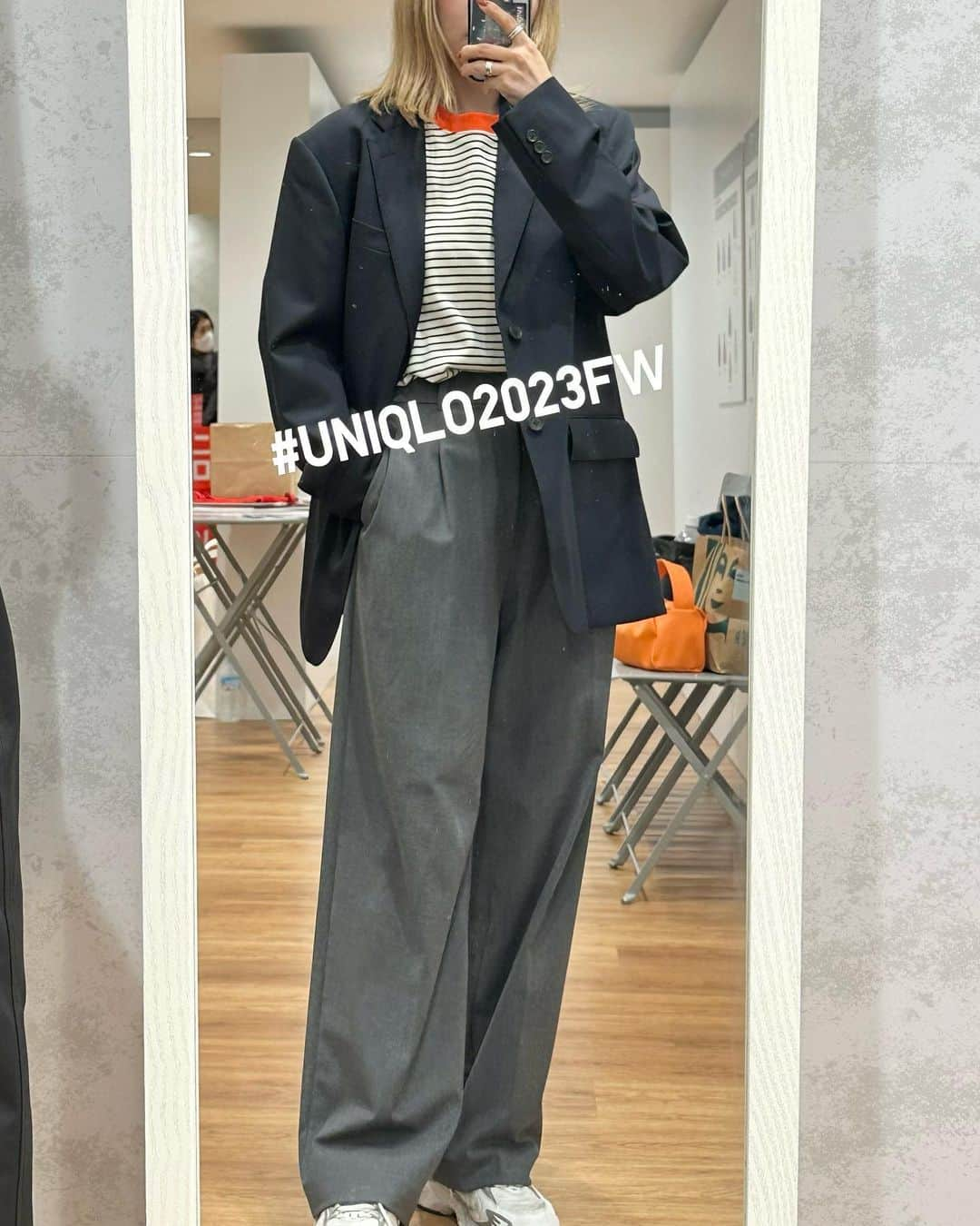 かほこ。さんのインスタグラム写真 - (かほこ。Instagram)「ㅤㅤㅤㅤㅤㅤㅤㅤㅤㅤㅤㅤㅤ ㅤㅤㅤㅤㅤㅤㅤㅤㅤㅤㅤㅤㅤ UNIQLO TOKYOで開催中の LifeWear Exhibition 2023FALL& WINTERに 遊びに行ってきました〜❣️ ㅤㅤㅤㅤㅤㅤㅤㅤㅤㅤㅤㅤㅤ "MODERN LAYERING" ラガーシャツの中にシャツを重ねたり ジャケットの上にシャツジャケットを重ねたり 今までなかったレイヤードを楽しむ秋🍁 ㅤㅤㅤㅤㅤㅤㅤㅤㅤㅤㅤㅤㅤㅤㅤㅤㅤㅤㅤㅤㅤㅤㅤㅤㅤㅤ  UNIQLO内はもう秋冬ものがたくさんで 発売前のアウターも試着させてもらいました♡ わたしはイエローのダウンをオーダー🌼 白のダウンベストもめっちゃ可愛かった…！ 肩パッド入ったメンズのジャケットも欲しかった🥹 ㅤㅤㅤㅤㅤㅤㅤㅤㅤㅤㅤㅤㅤ ちなみに3枚目に着てるユーティリティショートブルゾンも しっかりゲットしました🫡💖 ㅤㅤㅤㅤㅤㅤㅤㅤㅤㅤㅤㅤㅤ 期間限定で商品にちなんだクレープも食べられるので ぜひ行ってみてください🥰 ㅤㅤㅤㅤㅤㅤㅤㅤㅤㅤㅤㅤㅤ #PR #uniqlo2023FW #uniqlo #uniqlotokyo #ユニクロ #kaho_fashion @uniqlo_jp」8月24日 19時17分 - xxokohakxx