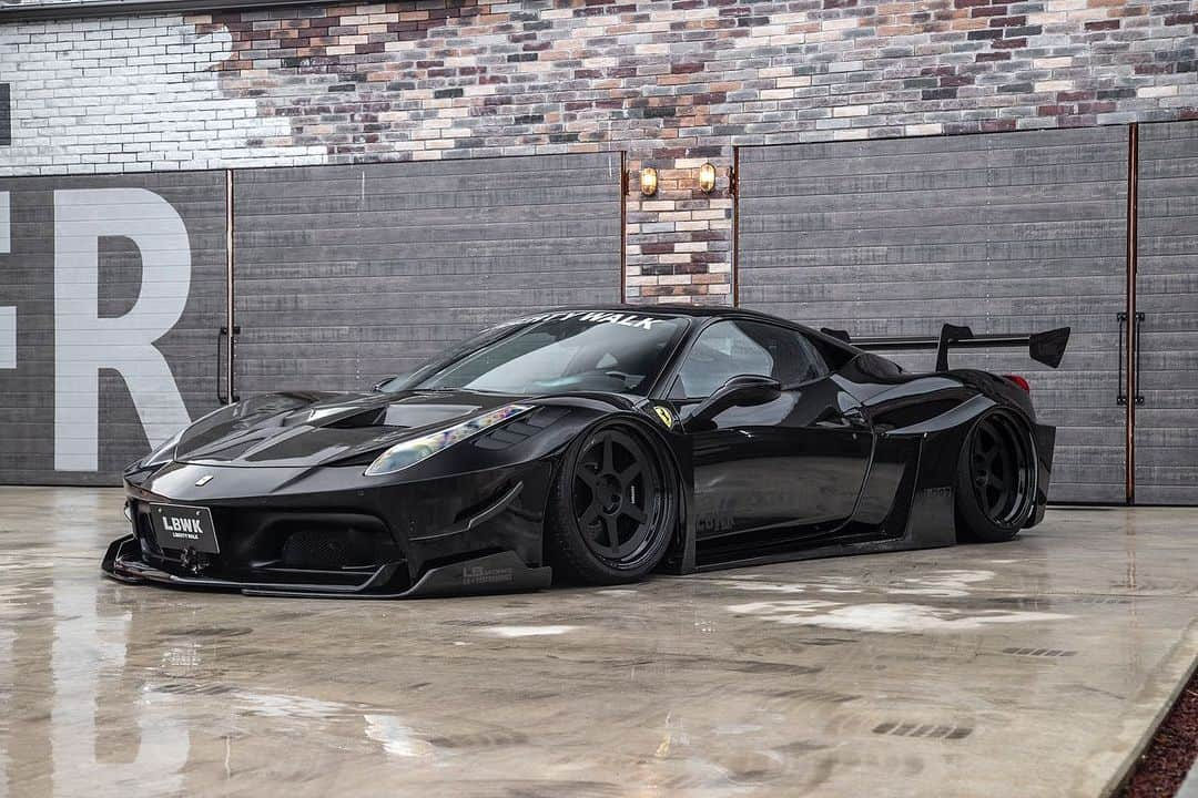 Wataru Katoさんのインスタグラム写真 - (Wataru KatoInstagram)「NEW STOCK CAR LB★WORKS FERRARI 458 GTB D車　10000キロ　極上車　carbon  https://libertywalk.co.jp/stock/lb-silhouette-works-458-gt-full-complete-2/ @ferrari @rohanawheels  @idealjapan  @tone_japan  @minigtofficial  @yokohama.rubber_jp  #libertywalk #lbworks #lbwk #ferrari#ferrari458  #supercar #supercars  #jdm #jdmcars  #stancenation #stance#minigt #stockcar#forsale #458 #458italia  #black #nice #ltmw #libertywalkeu #hotwheels #slammd #hobby」8月24日 20時08分 - libertywalkkato