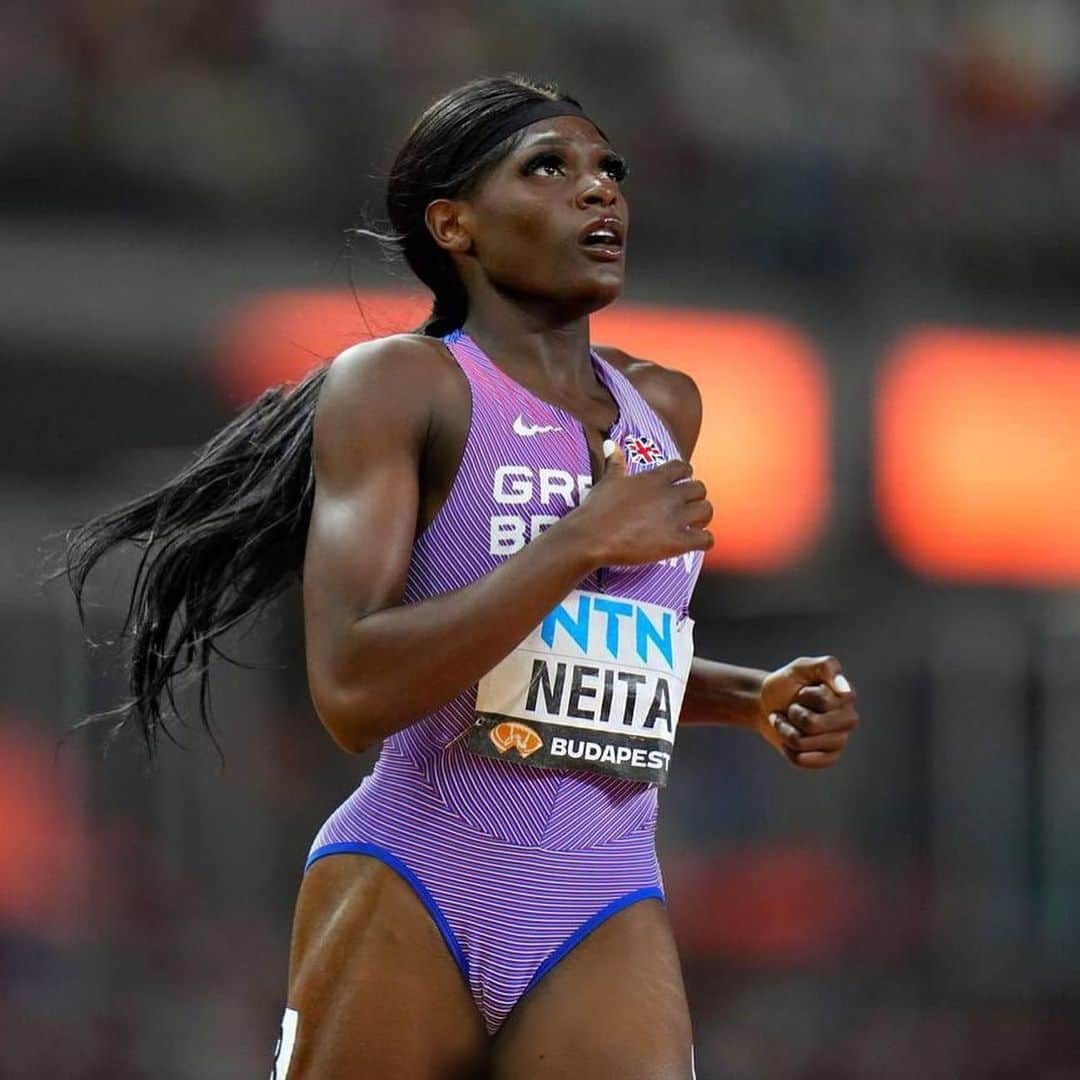 ダリル・ニータのインスタグラム：「Onto tomorrows 200m final! ⚡️  Let’s go 🥶🔥  @worldathletics @wcbudapest2023」