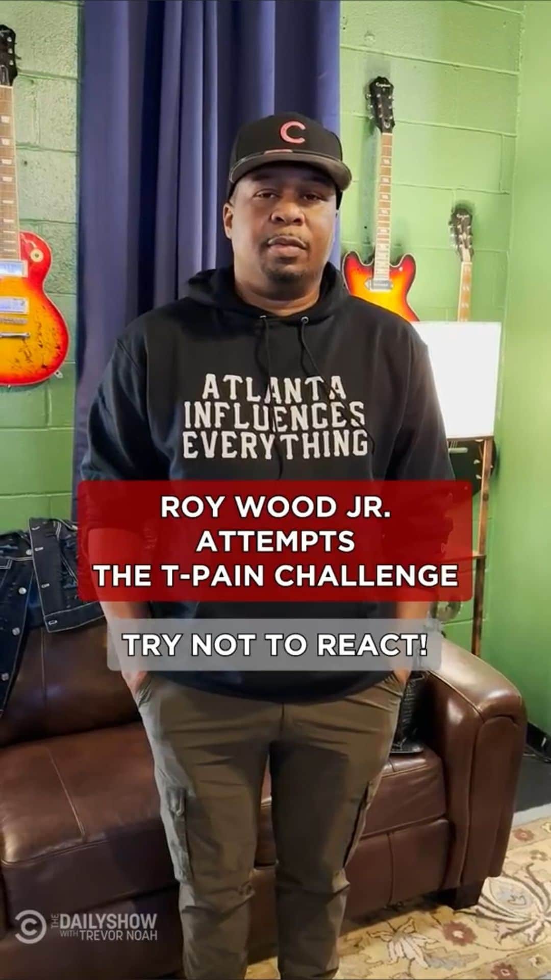 T-ペインのインスタグラム：「#TDSThrowback to when @roywoodjr attempted the T-Pain challenge with @tpain」