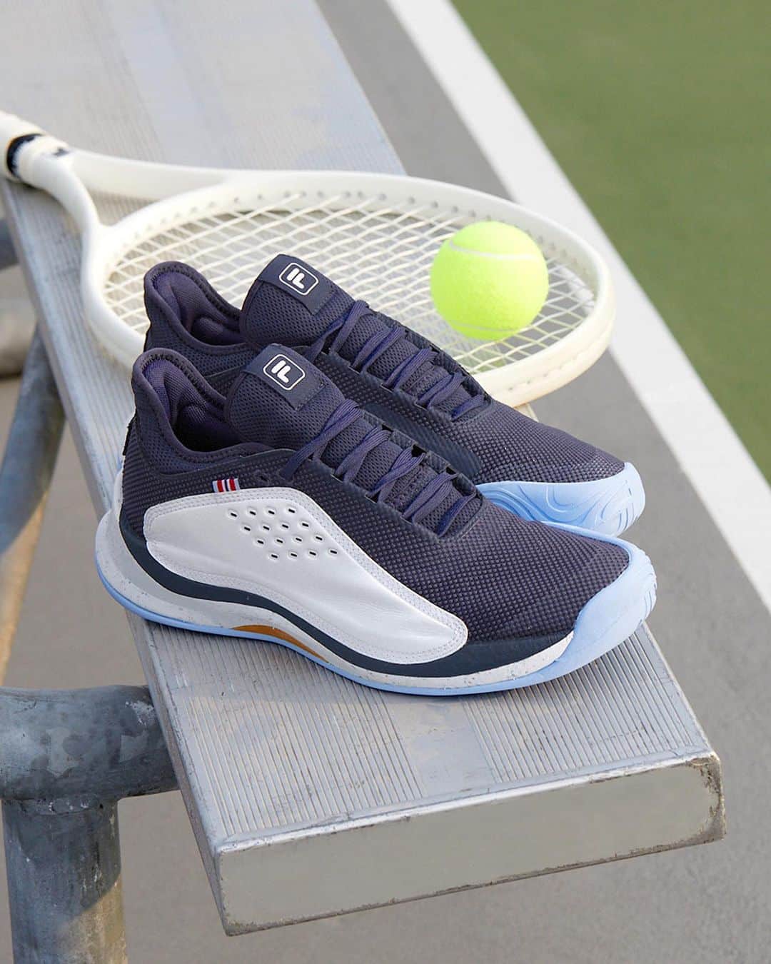 カロリナ・プリスコバのインスタグラム：「The newest star on court, the Mondo Forza 🌟  Explore the perfect balance of flexibility, support and style at the link in our bio.  #filatennis」