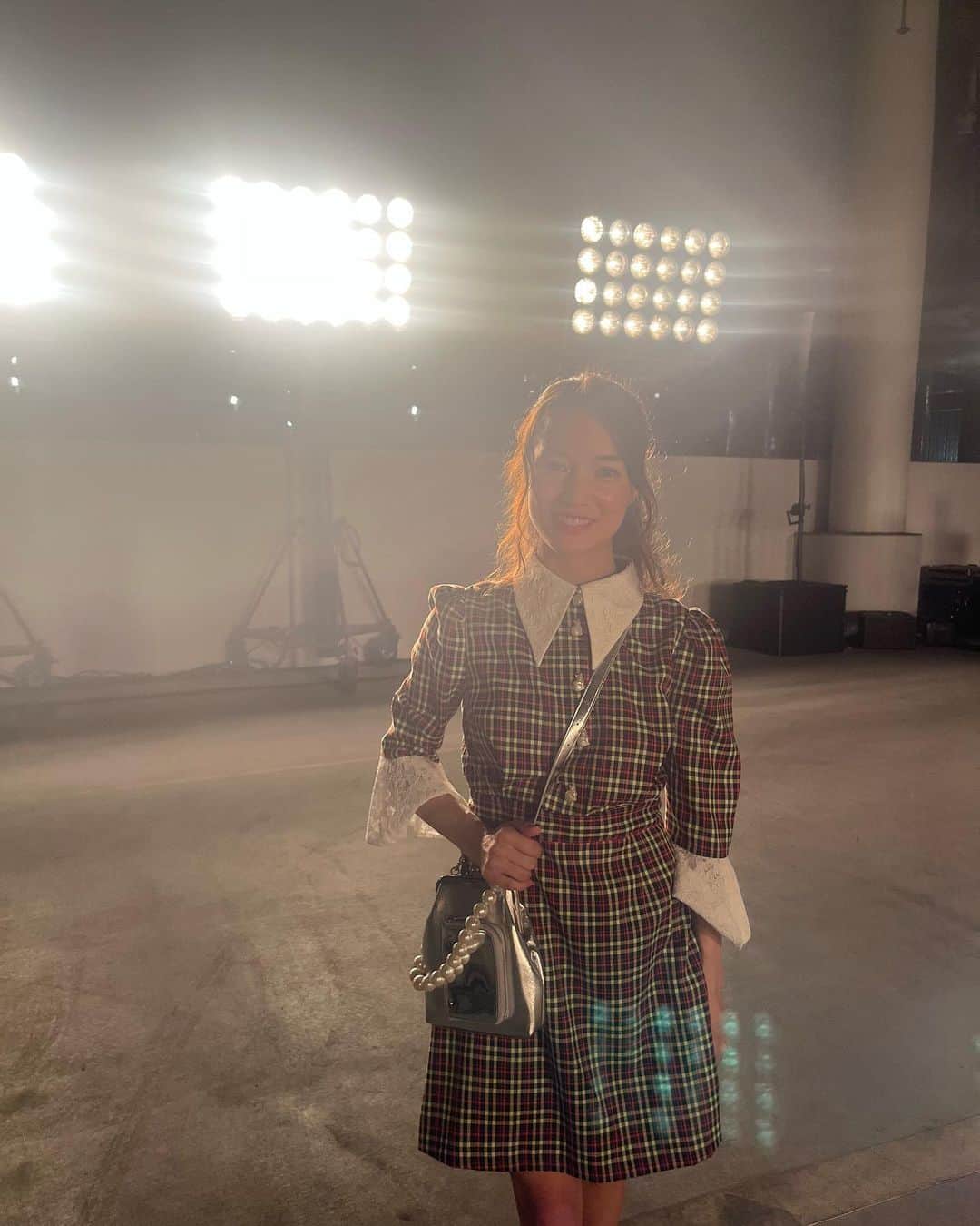 FEMMのインスタグラム：「🌹✨  We went to @pameopose 10th anniversary runway show "MY WAY"✨ So inspiring and amazing energy❤️‍🔥  LuLa and I had so much fun🫶  👏 @peli4649   #pameopose #myway」