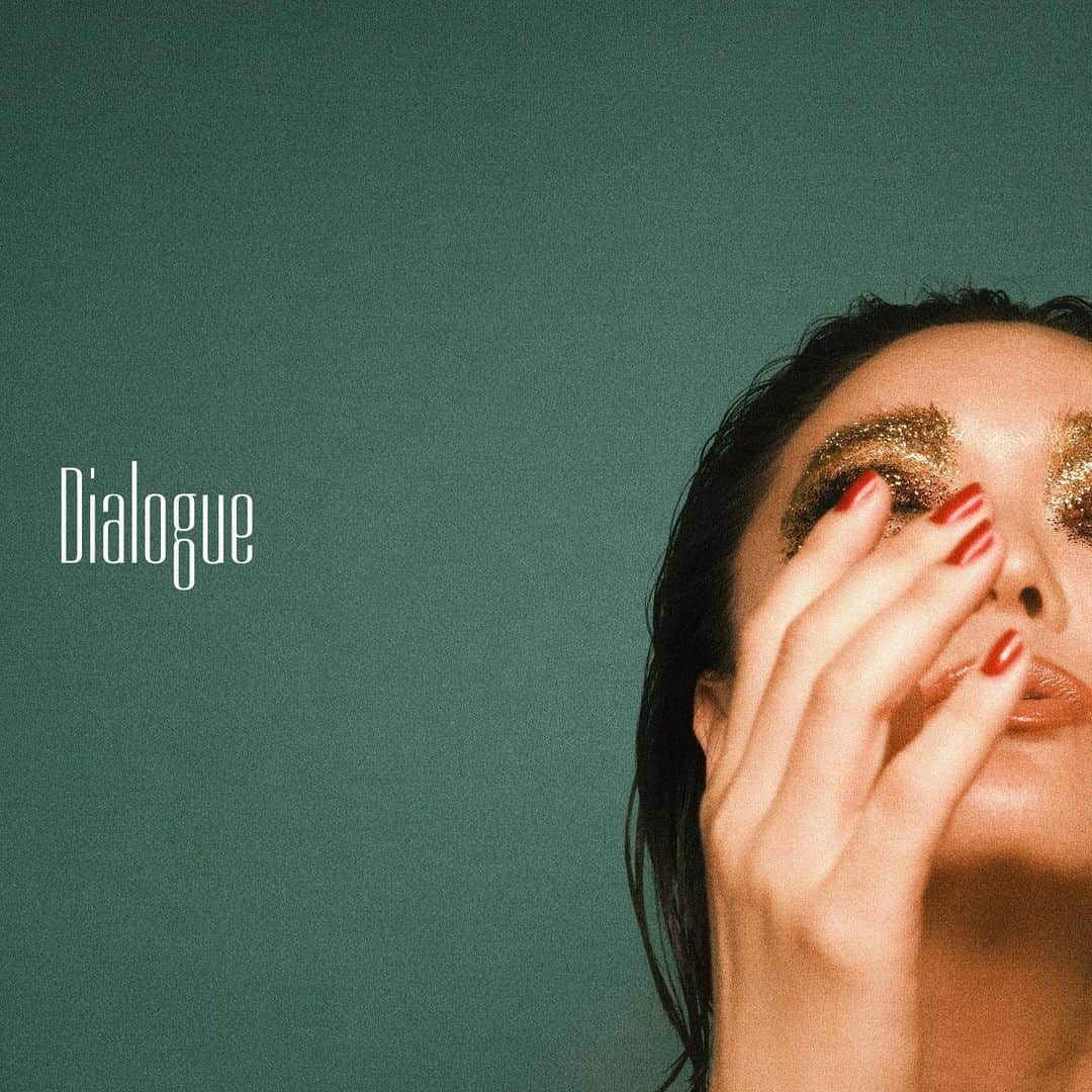 PUSHIMさんのインスタグラム写真 - (PUSHIMInstagram)「.  NEW ALBUM 『Dialogue』PUSHIM 2023.8.25(Fri) Digital Release  MEDZ MUSIC と作った曲達です。 @medzmusic_official   コロナやさまざまな出来事を経験し、そんな山あり谷ありを経て作った曲達です。 MEDZのChalli とGacha制作のriddimに乗っかり、新たなMelodyとLyricsを収録しました。 コーラスアレンジも楽しかったし、エンジニアShimiがMix Downした気持ちの良い音のアレンジも、この仲間で作り上げました。  客演には、HIPHOP ARTISTのAKLO そしてMARIA。 お二人の才能に心も体も委ねたとてもクリエイティブな作業でした。 それぞれの世界観を楽しんでください。 感謝！  8曲の中には、Cover songもあります。 MEDZからreleaseされているRUDEBWOY FACEの”JAM DOWN”に収録された曲「キミガイナイ」を、私らしく歌いました。 @rudebwoyface045  本当に歌っていて気持ちの良いメロディと情緒のある深いリリックが素敵な感じに仕上がりました。  ジャケ写は、MEDZのMaasaの世界観に染まりました。彼女の繊細な美学が私を美しくしてくれました。 MEDZのChalliとMaasaから出るアイデアそしてヒントでより曲作りが充実し、私に無かったものを引き出してくれました。  Mastering(最後の音の整え)は、アメリカのMUSIC SCENE で活躍するMastering Engineer Sato Tatsuya氏。 楽曲に更に温かみとエナジーが加わりました。  こんな素晴らしい機会を頂き、本当に感謝です。  NEW ALBUM 『Dialogue』PUSHIM  01. a celebration for you 02. Retro Girl 03. You said you love me 04. Morocco feat. MARIA 05. TOKYO ONE DROP feat. AKLO  06. Wickedest slam 07. キミガイナイ 08. いつも君を観てる太陽  <Music> Melody & Lyrics : PUSHIM  Featuring Artist MARIA from SIMI LAB (4.Morocco)  @mariasimisimi  AKLO (5.Tokyo One Drop) @aklovision    Producer CHALLIS from MEDZ MUSIC @sunsplash_daddy @gachamedz   Mixing Engineer SHIMI from BUZZER BEATS @shimi_bb   Mastering Engineer Tatsuya Sato (The Mastering Palace) @tatsuyasatomasters   <Art Work>  Photographer Ryusei Sabi @e.can.z  24young @_24young_   Hair & Make up  Hitomi Fujimatsu  @hitomi_hit_me   Stylist  Nami Takegami @kenken5400   Director  Maasa Sano from MEDZ MUSIC @callme.marsha   Big up to my family “Rebel Up” @daahara.s @haj626 @asobukokoro  and @monkeyincharge   #Dialogue #PUSHIM @pushim_info  #MEDZMUSIC #Groovillage」8月24日 22時43分 - shinoyama_pushim