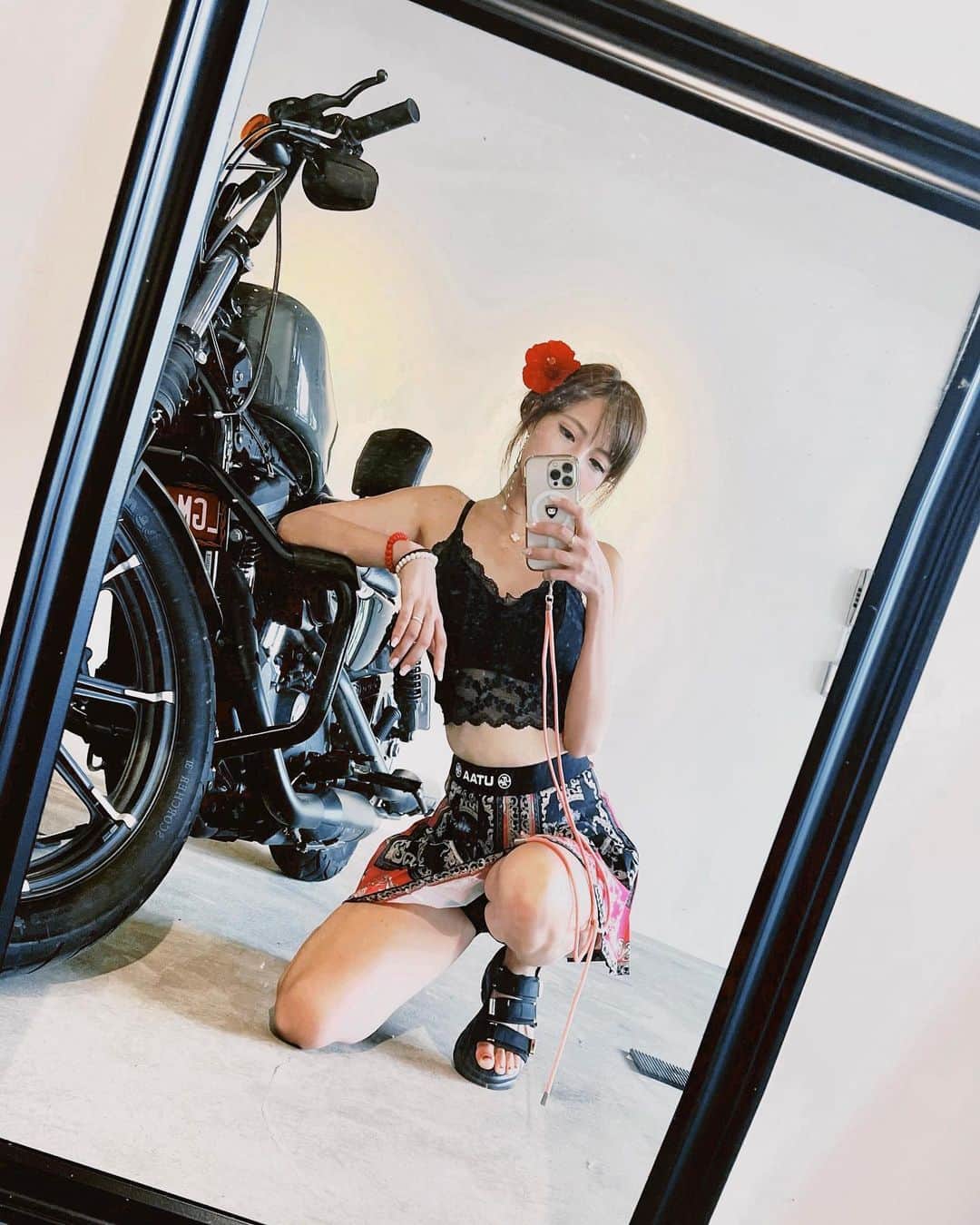 橘寿梨愛さんのインスタグラム写真 - (橘寿梨愛Instagram)「Harley Davidson❤︎ @harleydavidson  . . #harleydavidson #バイク #バイク女子 #峰不二子」8月24日 22時49分 - julia_fancybaby