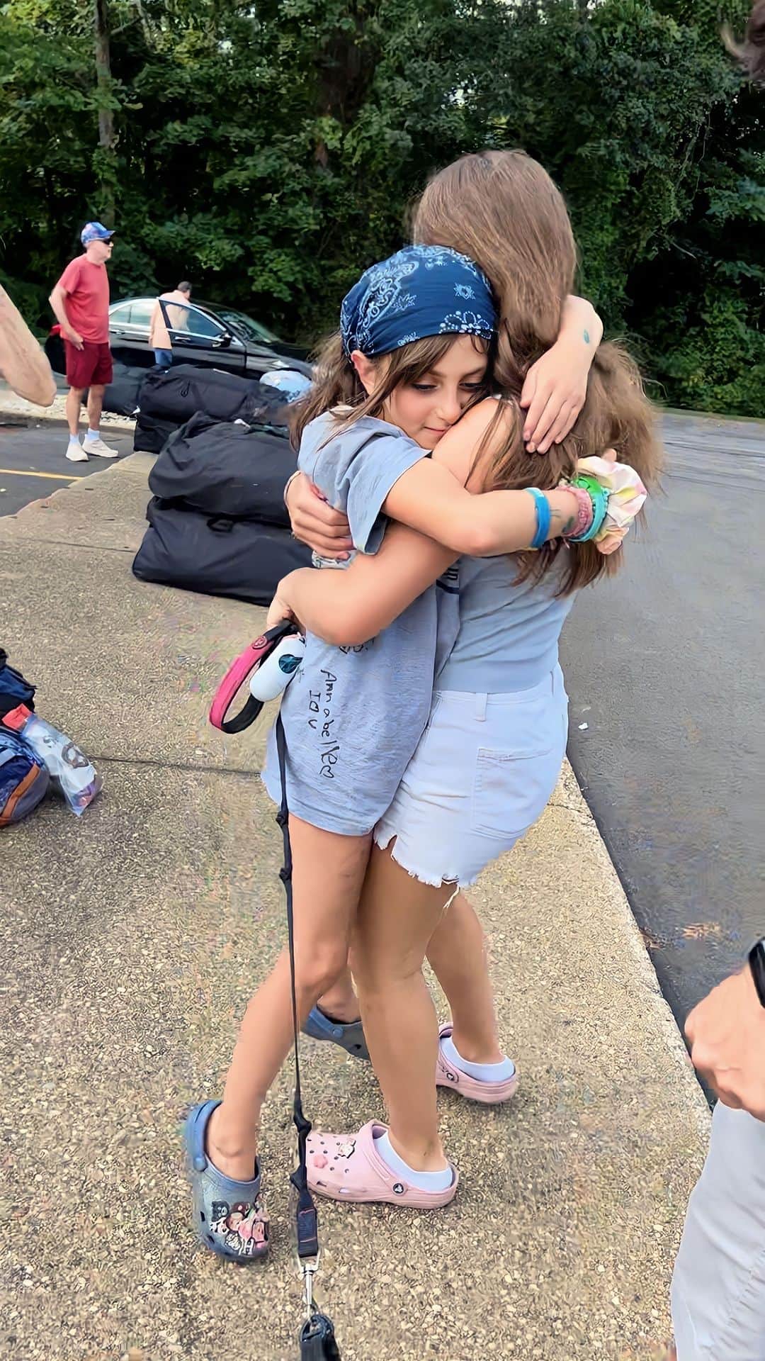 Ilana Wilesのインスタグラム：「She’s back! 🥰」