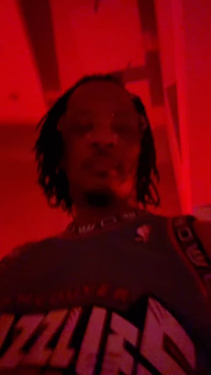 T.I.のインスタグラム：「ITS DA KING BIT*H ‼️‼️‼️ THIS FRIDAY ATL WE GOIN ALL DA WAY UP WITH OR WITHOUT YA 🅿️ GO GET YOUR TICKETS NOW LINK IN @the_next_king10 BIO 👑👑👑」