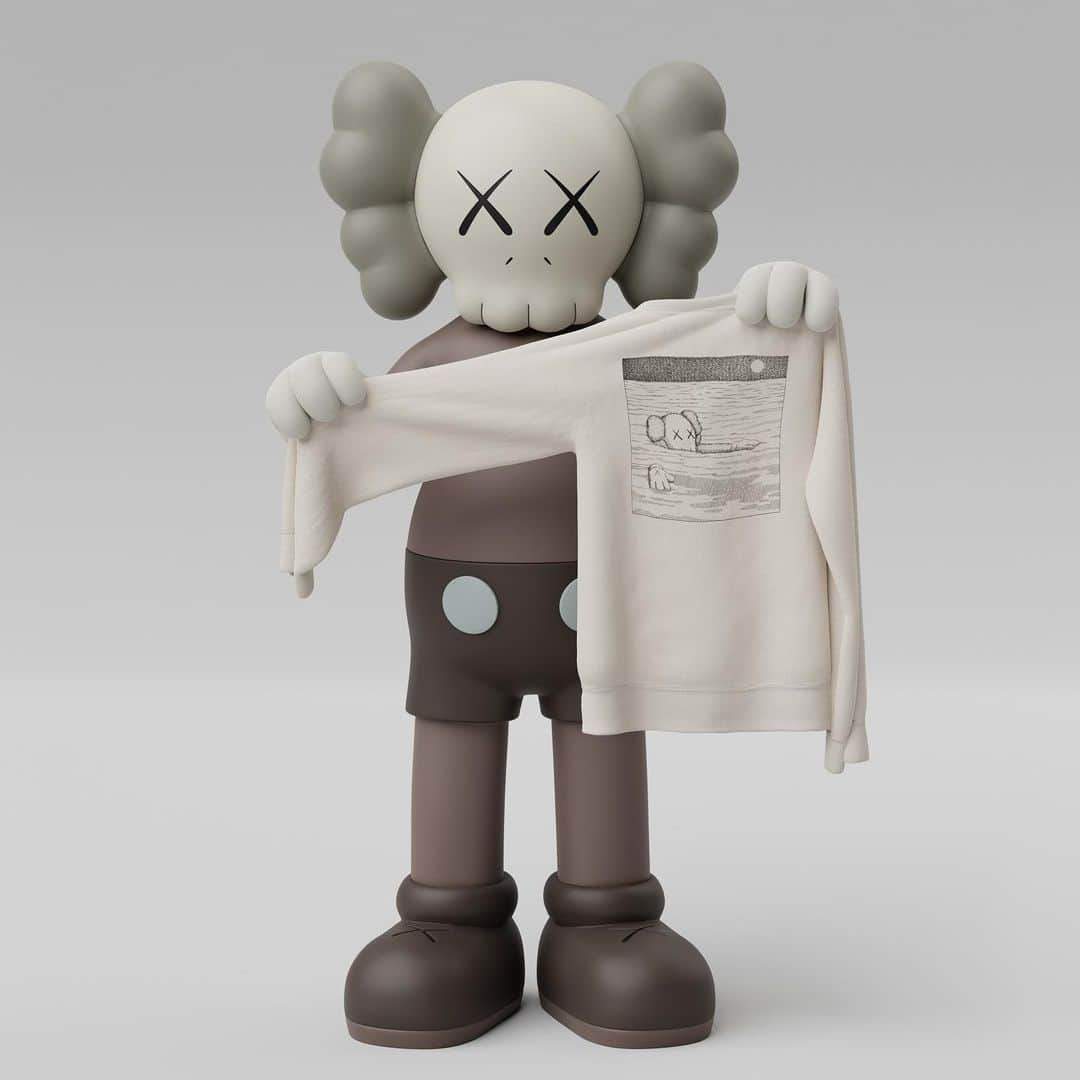 KAWSONEさんのインスタグラム写真 - (KAWSONEInstagram)「New KAWS art book and collection available exclusively at UNIQLO.  An entirely new project where UNIQLO UT and KAWS will simultaneously release the world premiere of KAWS art book and t-shirt and sweatshirt.  UNIQLO sets the pace with the world’s first sales of acclaimed artist KAWS’ new art book by Phaidon Press.  Phaidon, Contemporary Artist Series: KAWS will be available exclusively at Phaidon and UNIQLO from September 7-22, 2023.   KAWS (Pre-order) via link in bio. Dan Nadel, Thomas Crow, Clare Lilley, Jason Schmidt  @kaws @uniqlo @phaidonpress #KAWS #ARTBOOK #KAWSUT」8月24日 23時19分 - kaws