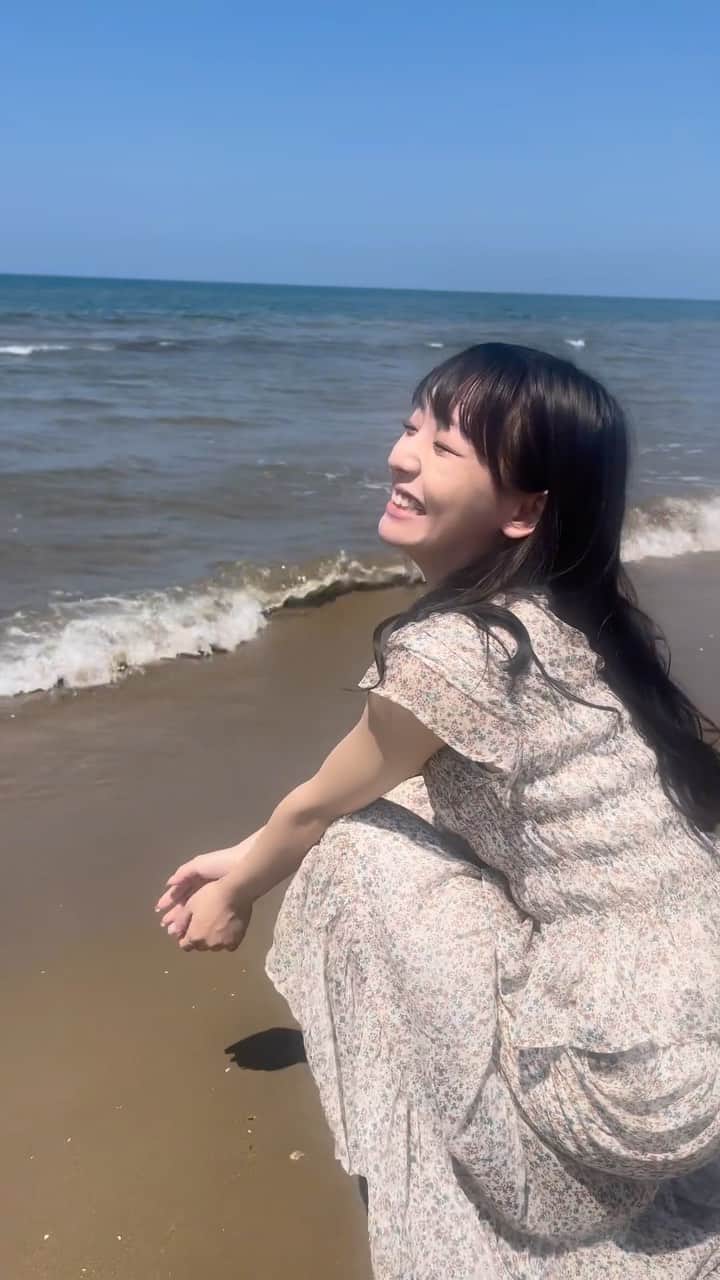 尾野寺みさのインスタグラム：「無加工4Kの海を堪能してください☺︎」