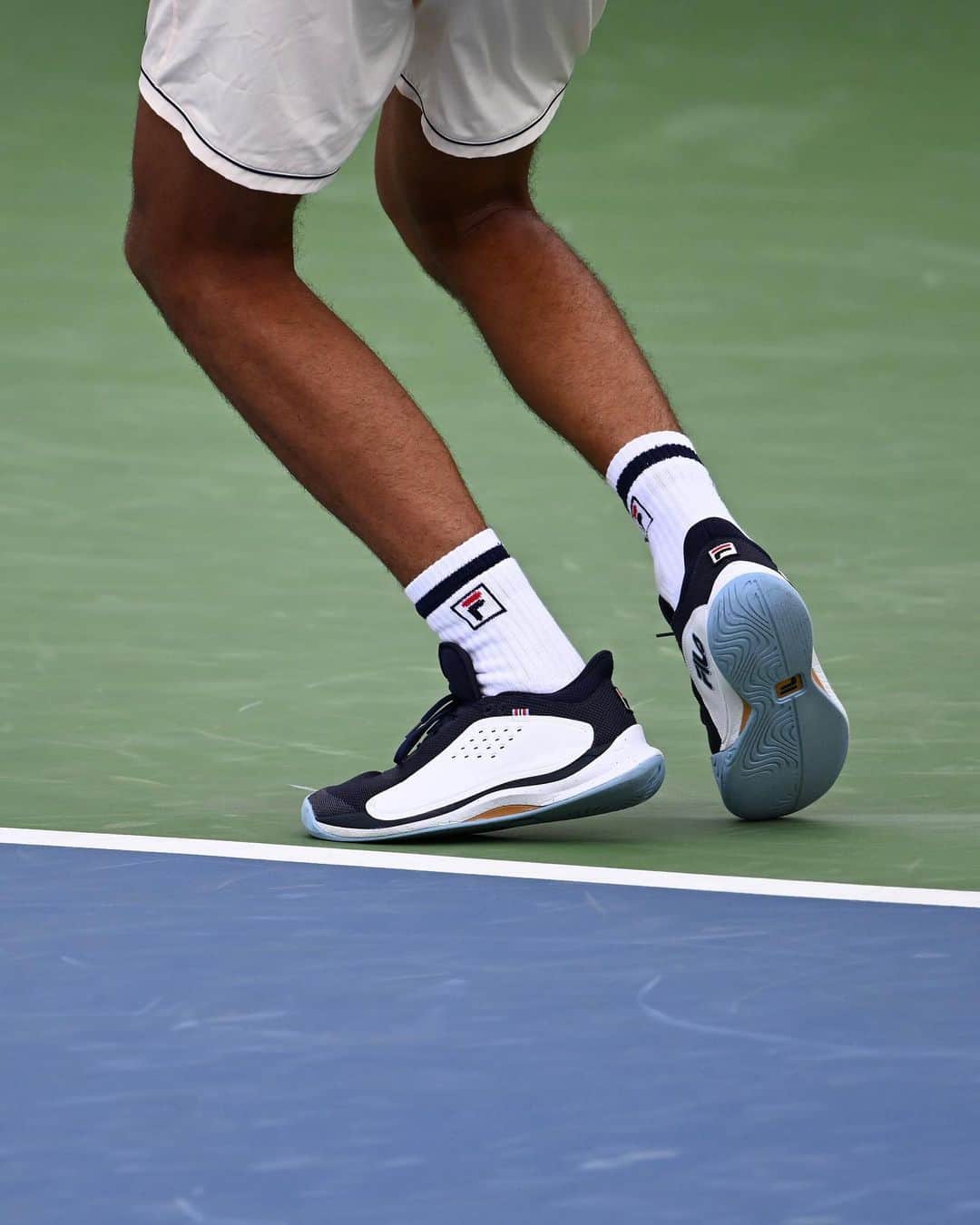カロリナ・プリスコバさんのインスタグラム写真 - (カロリナ・プリスコバInstagram)「Hitting the court at full speed 💨   FILA’s newest performance tennis shoe, Mondo Forza, debuts on court in NYC   #filatennis」8月24日 23時54分 - filatennis