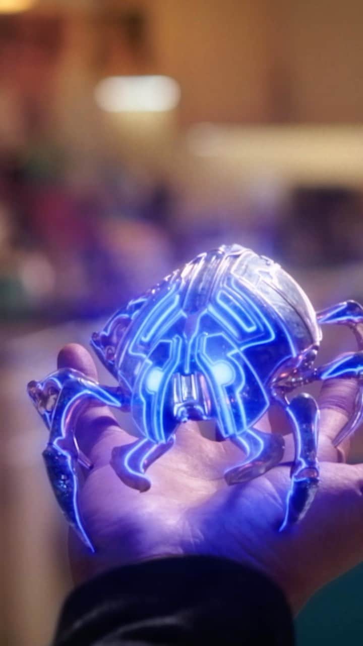 Warner Bros. Picturesのインスタグラム：「It’s called the scarab. 🪲💙 Experience its limitless powers on the big screen. Get your tickets for #BlueBeetle - NOW PLAYING only in theaters: Link in bio.」