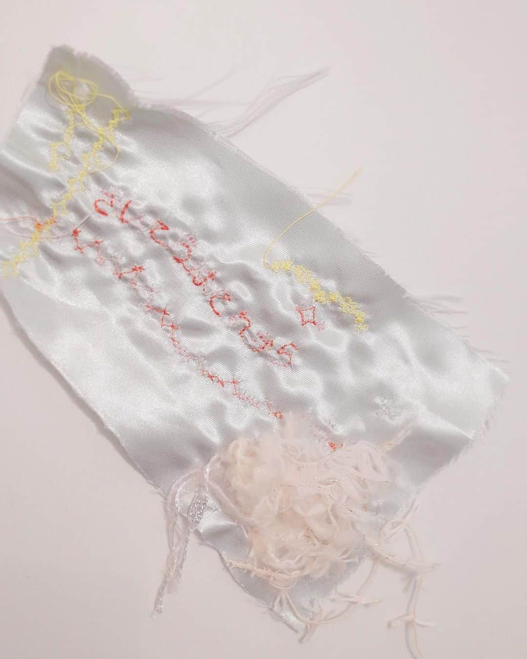 永原真夏のインスタグラム：「「さいこうはこれから」🪡 ✧  少しずつ形になってゆきます𓆈」