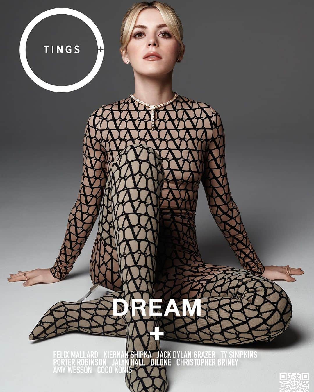 キーナン・シプカのインスタグラム：「What Do You Dream About?   TINGS Magazine presents Edition 6 | DREAM | #KiernanShipka  Follow @TingsMagazine and let us know in the comments!   Wearing @MaisonValentino by @pppiccioli and @Bulgari   Photographed by @justincampbellstudios  Styled by @MrMontyJackson  Makeup by @JeanniaMakeup  Hair by @ClaytonHawkins Nails by @carlakaynails」