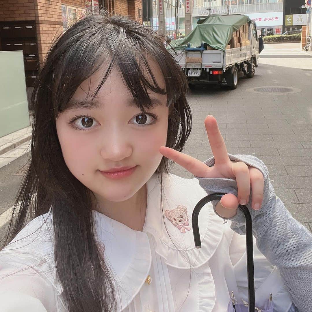 のインスタグラム：「ピース♡   #高梨ねね  #タレント  #アイドル  #モデル」