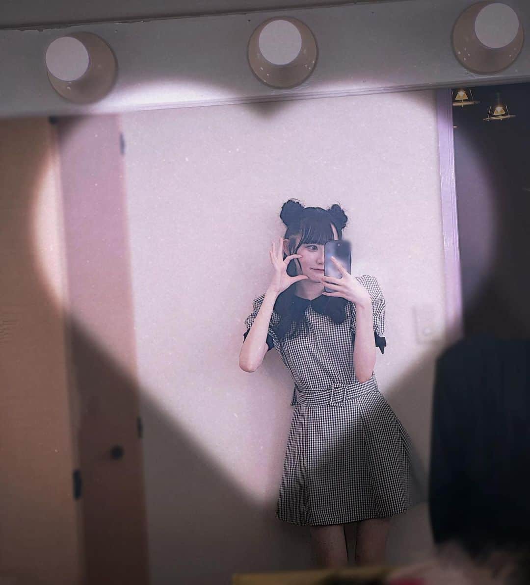 本田珠由記さんのインスタグラム写真 - (本田珠由記Instagram)「🖤🐇🖤 はーと♡  とーってもお気に入りのわんぴーす❣❣襟のキラキラもかわいいんだぁあ🥹 お久しぶりの私服投稿っっପ(꒪ˊ꒳ˋ꒪)ଓ  #pium」8月25日 15時16分 - honda_miyuki__