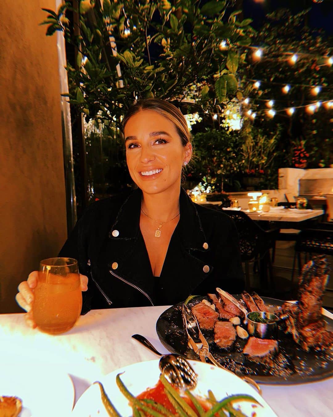 Jessie Jamesさんのインスタグラム写真 - (Jessie JamesInstagram)「Successful 3 days in LA 🌴and that’s a wrap! Time to head home to the babies 🥰」8月25日 7時34分 - jessiejamesdecker