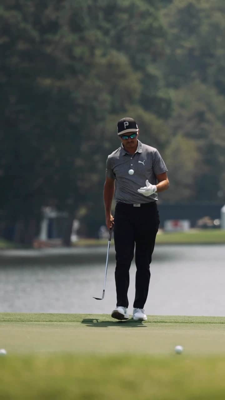 リッキー・ファウラーのインスタグラム：「Off and running here in Atlanta…time to leave it all out there! @tourchampionship」