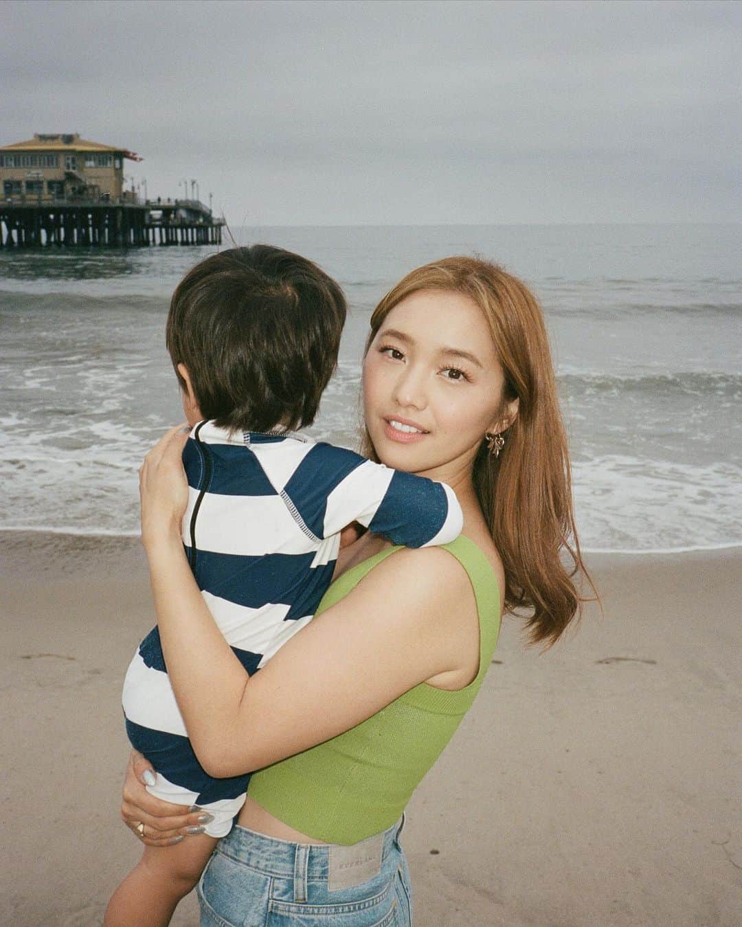 Jenn Imのインスタグラム：「wholesome summer on 35mm 🎞️」
