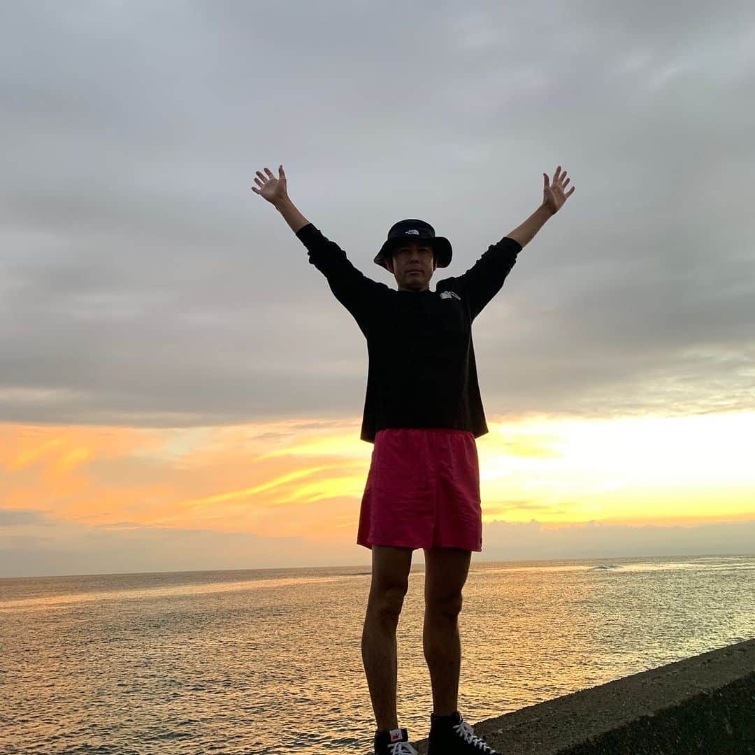 山中崇史のインスタグラム：「本日25日から！ NHK BSプレミアム BS4Kにて毎週金曜よる7:30〜8:13 【 #雲霧仁左衛門6】が放送開始。#雲霧一党 の #漁師の留造 という役で今シーズンも出演しております。ぜひご覧ください。お楽しみに。」
