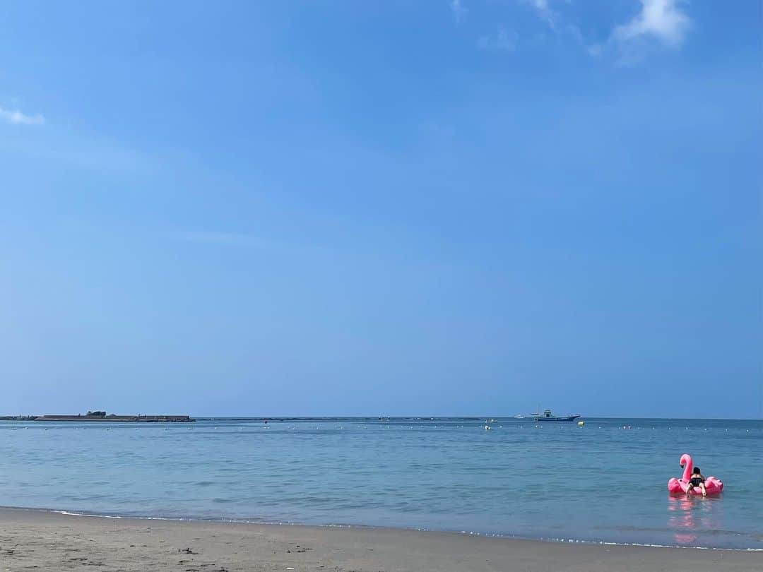 大坪あきほのインスタグラム：「本日放送 news every.のevery.特集 に出演します🏝️ 日本テレビ 18時15分頃放送です😘 ぜひ観てください🦩 （番組の都合変更になる事もございます。） この間数年ぶりに海に入りました🪼 やっぱり海は気持ちいいですね🪼  #newsevery #news #ニュースエブリィ #出演 #海」