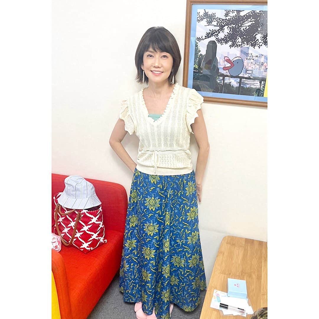 松本伊代のインスタグラム：「関テレ 『よ〜いドン！』  からの  香坂みゆきさんと 銀座ケントスリハーサル。  今日は東海テレビスイッチ！ 東海の皆さまみてね！ 　  #今週も見てくれた皆さまありがとう #渋谷凪咲ちゃんお誕生日おめでとう #９月３日は銀座ケントス #Brotherhood #香坂みゆき #松本伊代」