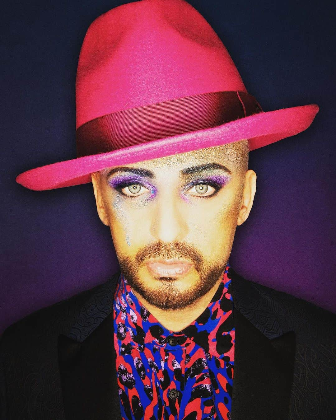 ボーイ・ジョージさんのインスタグラム写真 - (ボーイ・ジョージInstagram)「Pout, pout, let it all out #mugshotday」8月25日 10時10分 - boygeorgeofficial