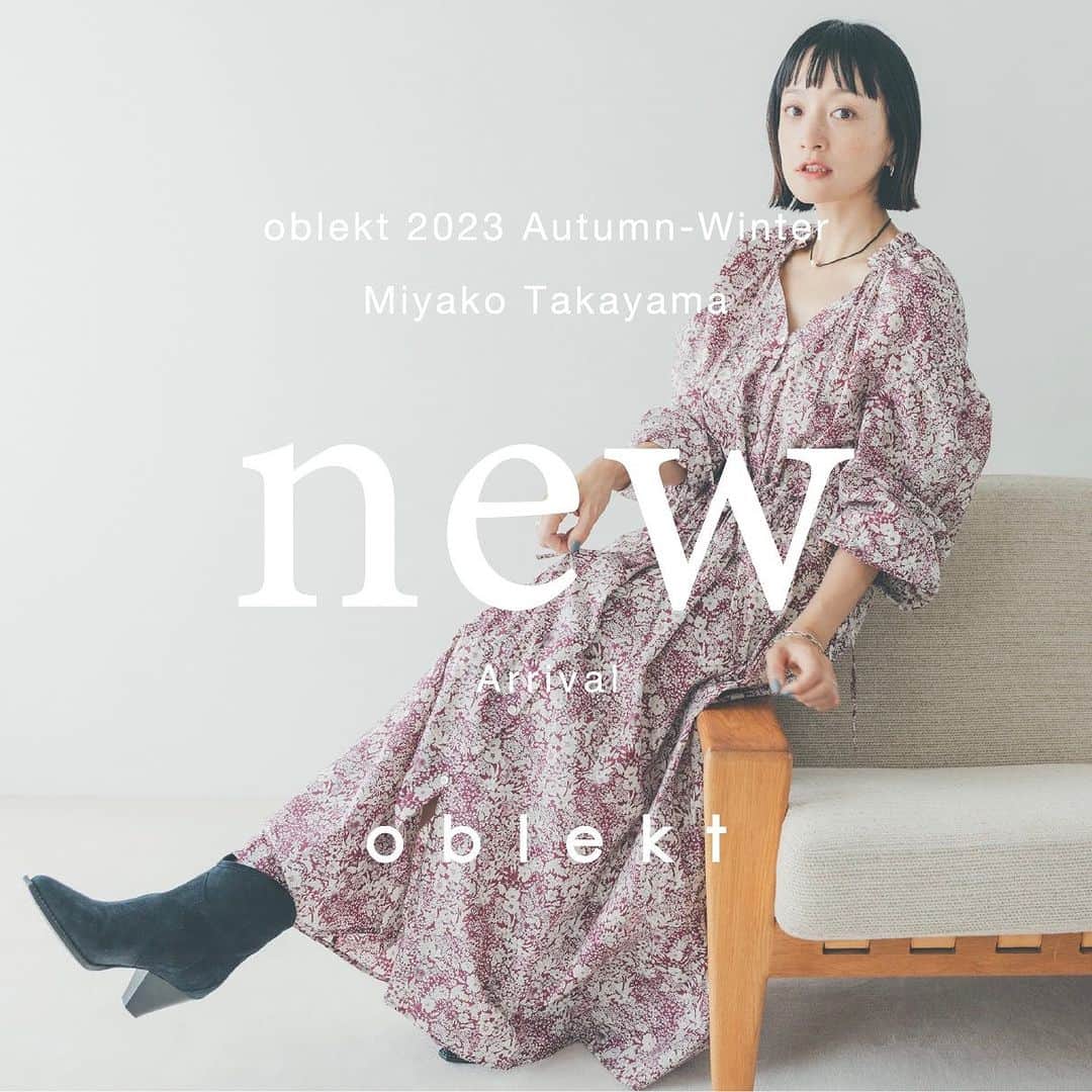 オブレクトのインスタグラム：「Miyako Takayama × oblekt 本日発売🌿   発売前から大変反響をいただいている高山都さんとの秋の最新コラボアイテムが発売開始しました！ 今回は【季節を揺蕩う。服をまとう。】をテーマに、組み合わせ次第で、移ろう季節をまるごと楽しむアイテムたちです🌱 都さんのこだわりが沢山詰まっています✨   リバティー柄プリントワンピースやボアベスト＆ワンピースセット、ニットメルトンワンピース など今すぐ着られて冬まで楽しめるアイテムが揃います✨  詳しくはoblekt 公式オンラインストアをご覧ください🌿  【 高山都さんとoblektによるinstaLIVEが配信決定 ！】 8/29 (TUE) 12:00-  今回のコラボのこだわりやコーディネートのポイントなどをお話ししてくださる予定です✨ お楽しみに♡  #oblekt #オブレクト #高山都 さん」