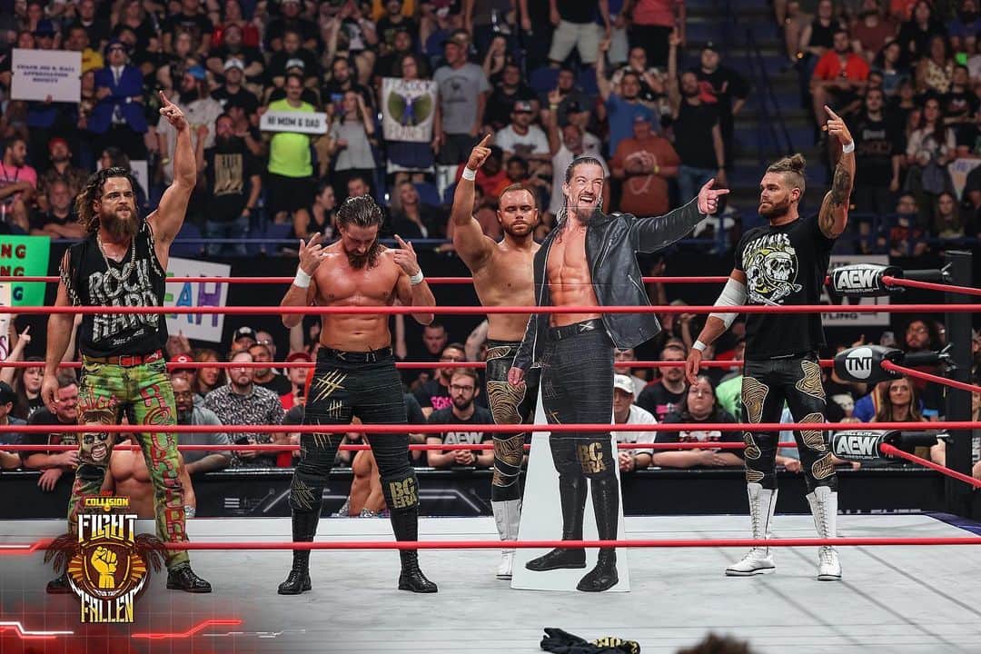 ジェイ・ホワイトのインスタグラム：「BANG BANG GANG. Collision Cowboys. Top Shelf. Gunns Up 👆 #AEWCollision」