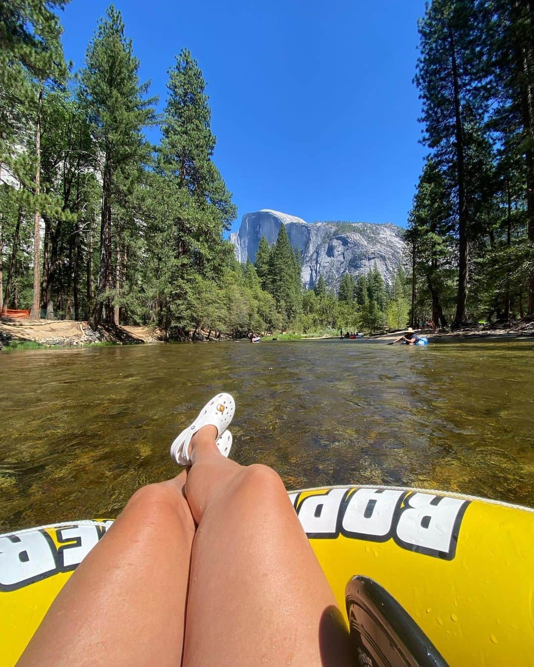 エイプリル・ロスさんのインスタグラム写真 - (エイプリル・ロスInstagram)「Love this place, these people, and all of the memories here ❤️🙌🏼 #Mysemite ⛰️🏕️」8月25日 12時22分 - aprilrossbeach