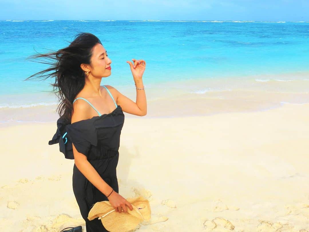 広瀬未花のインスタグラム：「ハワイまた行きたいなぁ〜🏖️  この時の日焼け感が凄いww」
