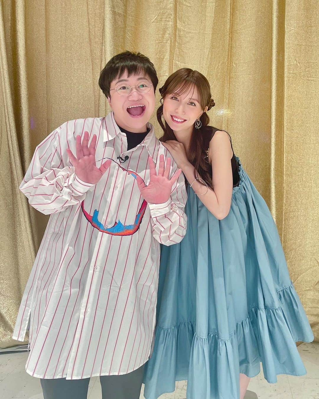 May J.さんのインスタグラム写真 - (May J.Instagram)「今夜7時から「ハマダ歌謡祭」に出演します！ 今回はゴスペラーズの村上さん　@iamtetsuyamurakami  がリーダーだよ！！！デビュー当時からよくライブでご一緒させていただいたりコラボもしてるけど、バラエティーで共演は初めてかも！？ デュエット楽しかったから是非観てほしいな🤍 春菜さん　@harisenbon_haruna と仁美ちゃん　@10_hitomi_06  も番組を通して仲良くなれて嬉しいなぁ🥰 今回はちょっとしたハプニングがあるかも...🫣w See you tonight 🫶 見逃し配信もあるよ📺  #ハマダ歌謡祭」8月25日 13時20分 - mayjamileh