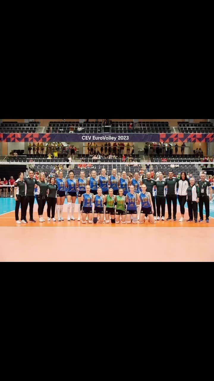 ポリーナ・ラヒモワのインスタグラム：「The end… Thanks again to all my teammates, all the staff and the people behind the scenes who always help us during the 2023 European Championship. Of course, we wanted to achieve better results, we are upset, like the whole of Azerbaijan. But we need to go further, draw conclusions, correct mistakes and develop new generations. Always glad to be helpful. @azevolleyball」