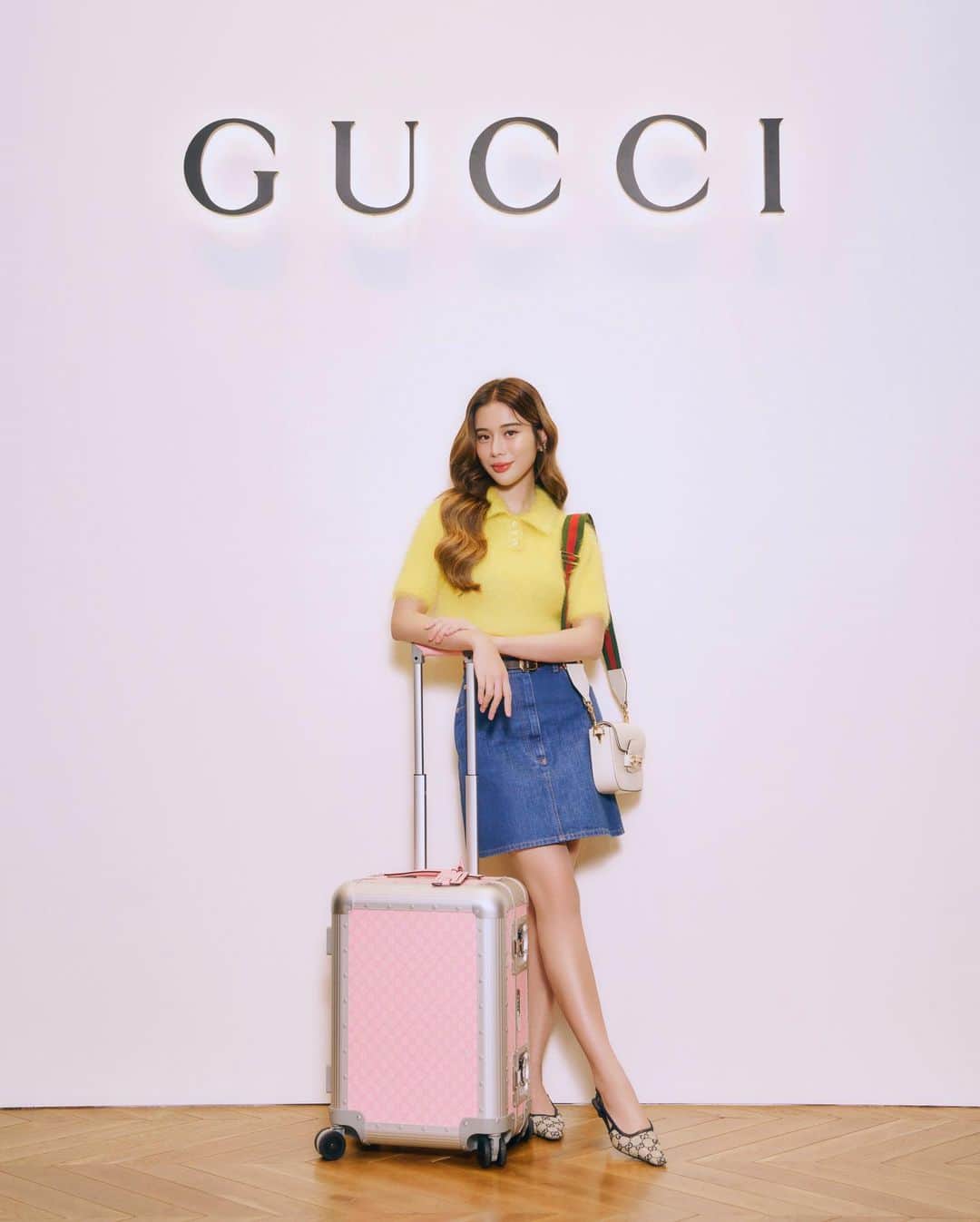 のインスタグラム：「Ready to take off..😜🛫  #GucciValigeria  #Gucci」