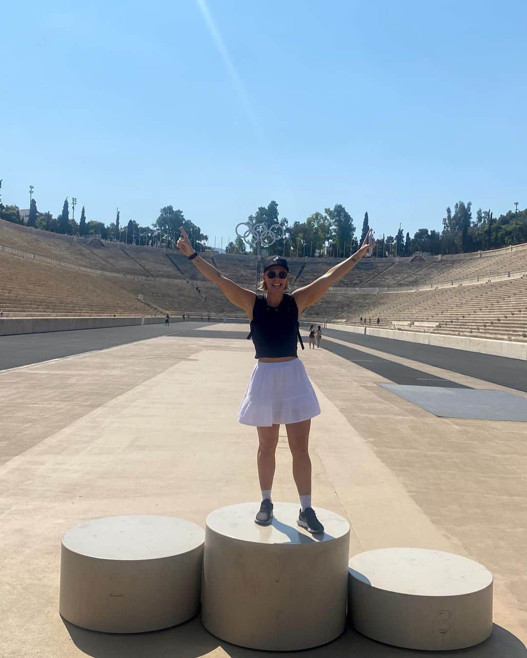 メーガン・ネイさんのインスタグラム写真 - (メーガン・ネイInstagram)「This was special, a moment I felt very connected to.  First modern Olympics was hosted here in 1896 and is constructed of just marble.   So why not do a training session and have that Olympic mindset back, yep we did all 44 flights of stairs in the Olympic stadium (2,226 up + 2238 up) 🤪 Swipe for heavy breathing video 😂   Thank you Athens for this unique memory and grounding of being an Olympian! Special 🇦🇺🤌🏼 #667 #olympian #2008 #2012」8月26日 0時10分 - iammeagennay