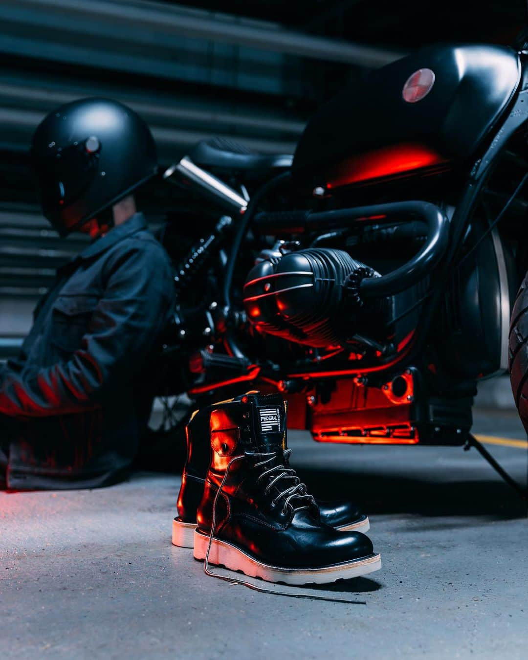 trashのインスタグラム：「The @federalmoto and @umbertoluce moto boots are out and they’re the perfect addition to your kit. These are the first boots I can actually ride in and stand in all day. Congrats to Mike and everyone at @federalmoto!」