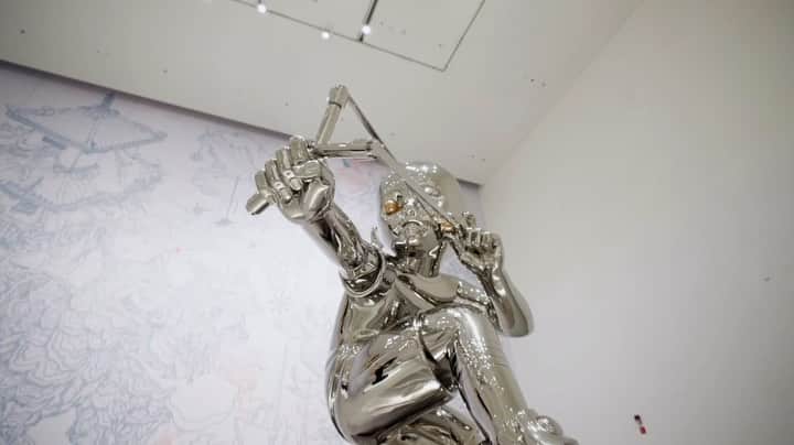 ジェームス・ジーンのインスタグラム：「Fly through of my solo museum show, Eternal Spiral III, at SWCAC in Shenzhen ✨ @galleryallart」