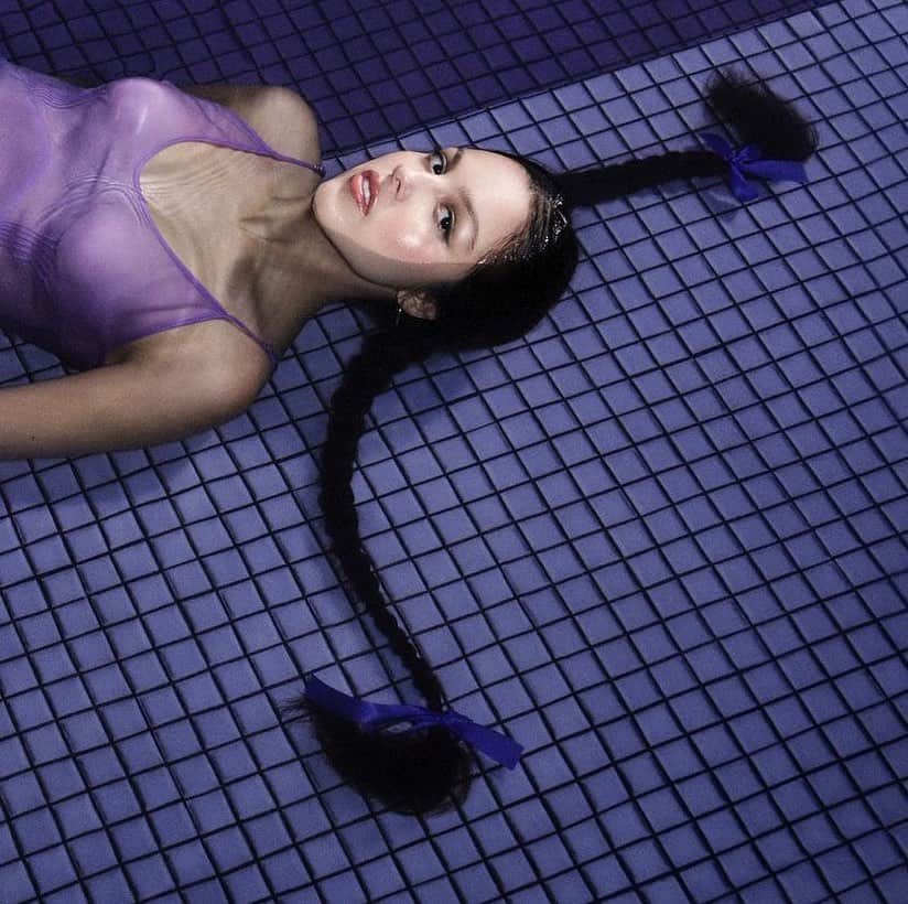 Araksのインスタグラム：「@OliviaRodrigo from her new album Gutsin the Cadel slip and Gita bra ⁠ #AraksBeauties #ColorByAraks ⁠ #OliviaRodrigo」