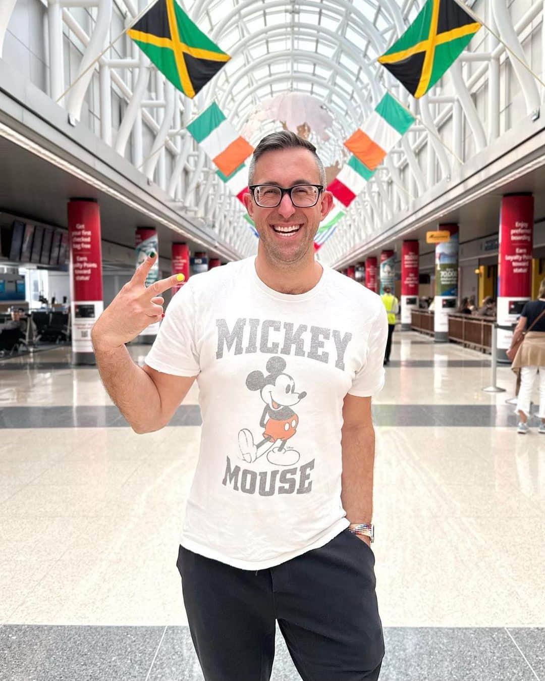 ジャンクフードのインスタグラム：「What’s up fam?! for years now my absolute FAVORITE tees and sweatshirts have always come from @junkfoodclothingco. i have every disney shirt that they make! we wanted to SPREAD the love to two of YOU! we're going to stock 2 of you up with SIX of my favorite disney x junk food styles. • ALL you have to do to enter are follow these steps below! 1️⃣ Follow us: @michaeldoesdiz and @junkfoodclothingco 2️⃣ Comment #JunkFoodRocks and 😎! 3️⃣ Hang tight and have a relaxing weekend! • • • • • This ends on 8/28/23 at 11am CST and a winner will be randomly selected from the comments on this post & contacted on or around 8/30/23.  This promotion is in no way endorsed or administered by or associated with Instagram.  By entering, entrants confirm that they are 18+ years of age, release Instagram of any responsibility and agree to Instagram’s terms of use.  IF the selected winner does not respond within 48 hours, the prize will be forfeited and another winner will be selected.  Winner must be a US resident.  We will only contact you from this account!  Please do NOT answer any DMs or provide any information to any account claiming to be me.  GOOD LUCK!」