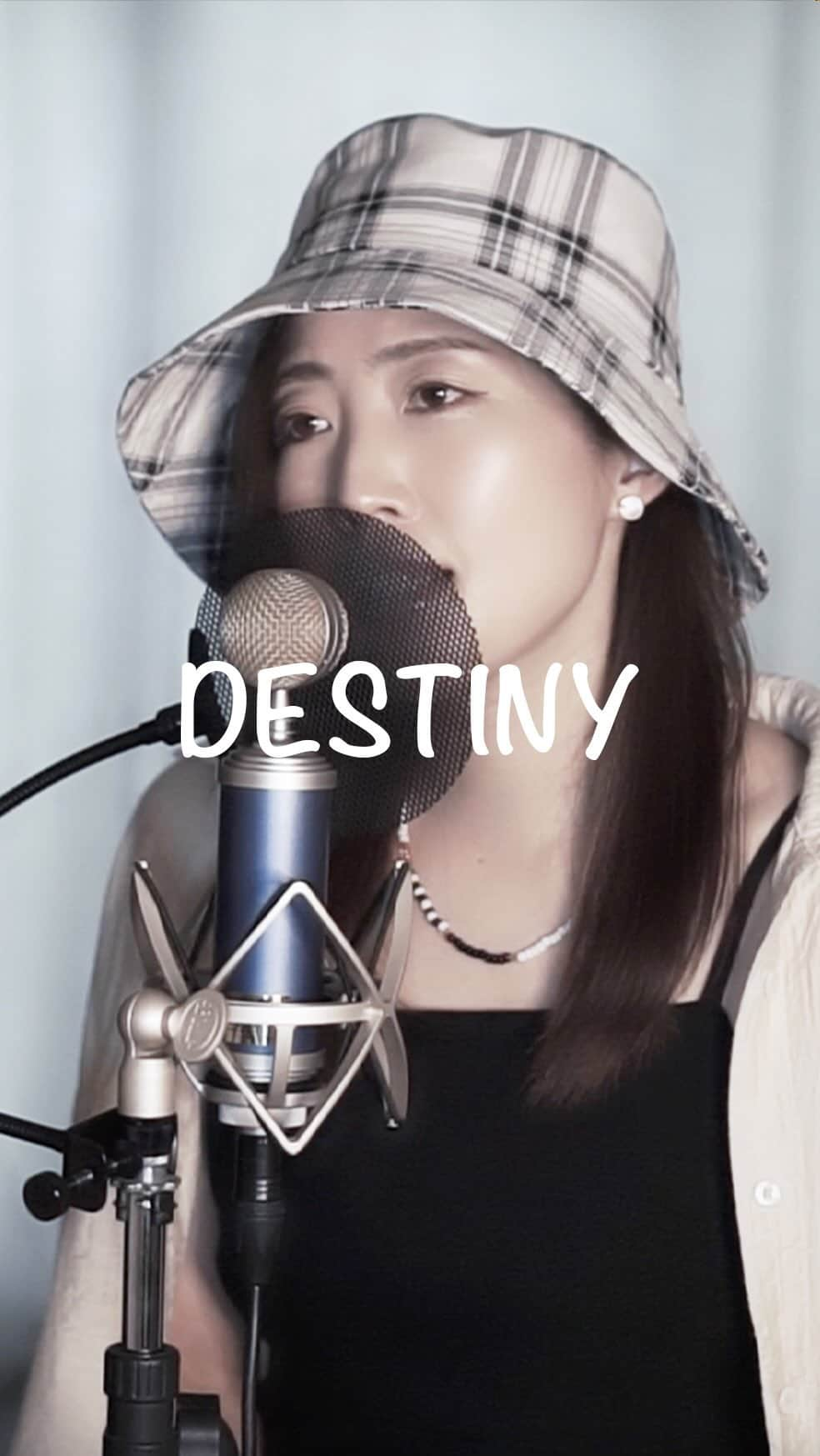 Tiaraのインスタグラム：「💖カバー企画第９弾をアップしました✨  DESTINY（My Little Loverさん）  covered by Tiara  ぜひフルをYouTubeでご視聴ください✨ https://youtube.com/watch?v=L7P_tCcGbyQ&si=fj1rvXvIZyCtMv_A  ストーリーにもリンク貼っておきますね！  #DESTINY #MyLittleLover #Tiara #カバー #歌ってみた  #アコースティック #piano #acoustic #cover」