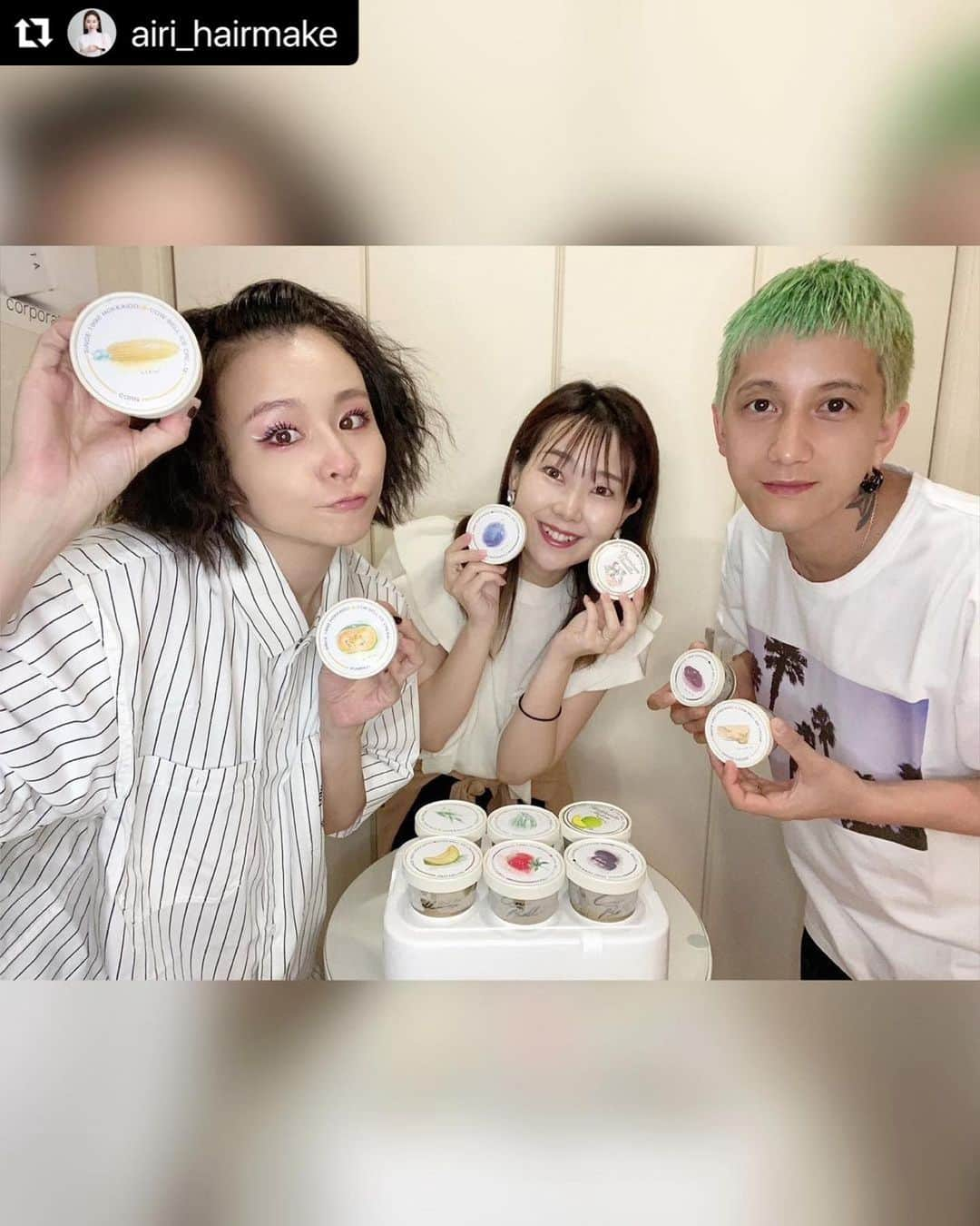 misoNosukeさんのインスタグラム写真 - (misoNosukeInstagram)「. . 関西の愉快な仲間達が 可愛がってくれているおかげで どんどんデカくなっていってるし めちゃくちゃ元気でヤンチャです（笑）  ↓  #Repost @airi_hairmake with @use.repost  misonoさんのヘアメイクをさせて頂きました✨ とっても久しぶりにNosukeさんにもお会いできて嬉しかったです🥹✨ 私の大好きなご夫婦のお二人🥰  そしてまたまたmisoNosukeさんが アイスを沢山お裾分けして下さいました〜😭 毎回、何かしら頂いて帰ってる…😭✨ いつもありがとうございます🙏‼️  ❤️ @misono_koda_official  💚 @nosukedrummer   しかもこの日は KODA家の皆様が預かり（ミルク）ボランティアをされている子猫ちゃん3匹と触れ合えました🐈❤️ 可愛かったぁ〜💖  癒されました〜☺️ @tsukaneko222 さんにて 里親さん募集中だそうです！ 素敵な家族に迎えてもらって幸せになってほしいなぁ🥺✨  #misono さん #nosuke さん #misonosuke さん #ヘアメイク #出張ヘアメイク」8月25日 17時19分 - misono_koda_official