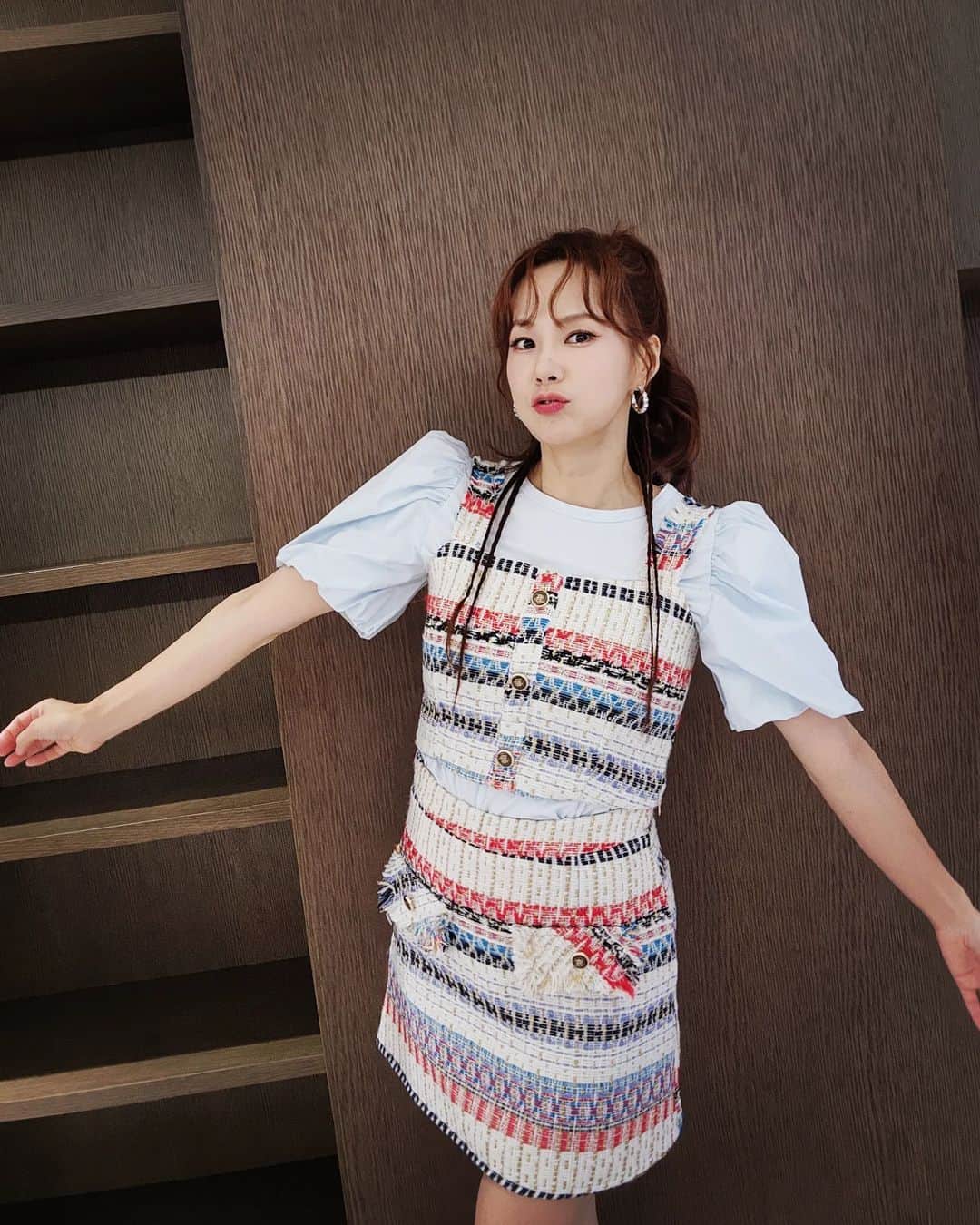 チェヨンのインスタグラム：「시간이 느리게 갔다가 빨리 갔다가 정신을 못차리겠네...」