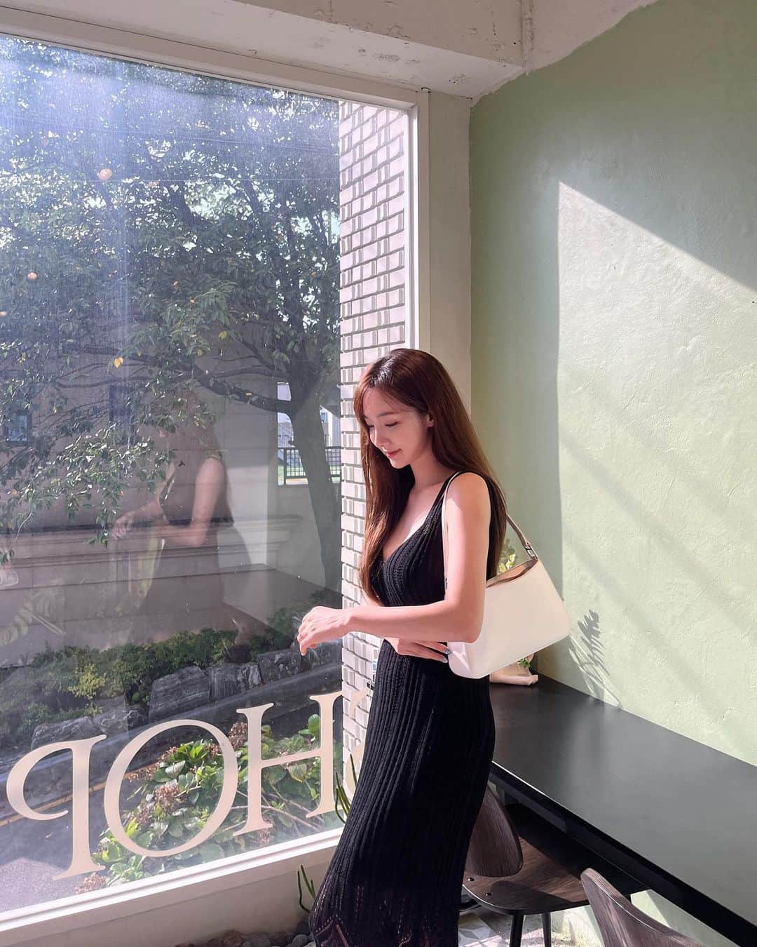 ミンヒ さんのインスタグラム写真 - (ミンヒ Instagram)「옥수수크로플 또 생각나...🥹🤍」8月25日 17時43分 - juminhee