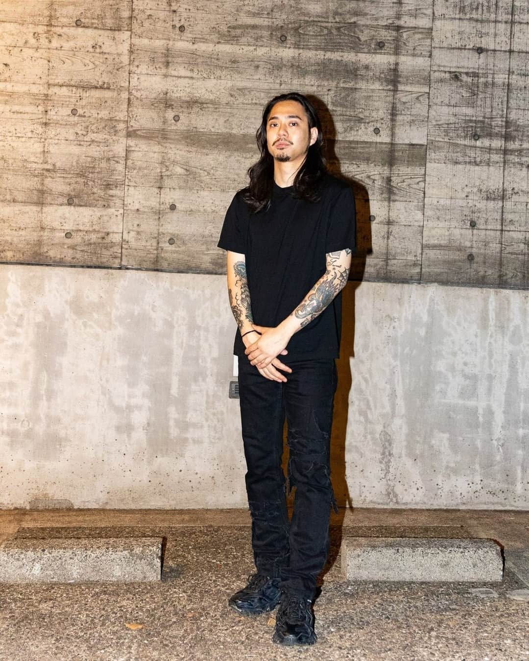 Fashionsnap.comさんのインスタグラム写真 - (Fashionsnap.comInstagram)「Name: 刈り上げBIG ドリーム⁠ Age: 28⁠ Occupation: 全般⁠ ⁠ Tshirt #APC⁠ Pants #RafSimons⁠ Shoes #BALENCIAGA⁠ ⁠ Photo by @kei10_35⁠ ⁠ #スナップ_fs #fashionsnap #fashionsnap_men」8月25日 18時00分 - fashionsnapcom