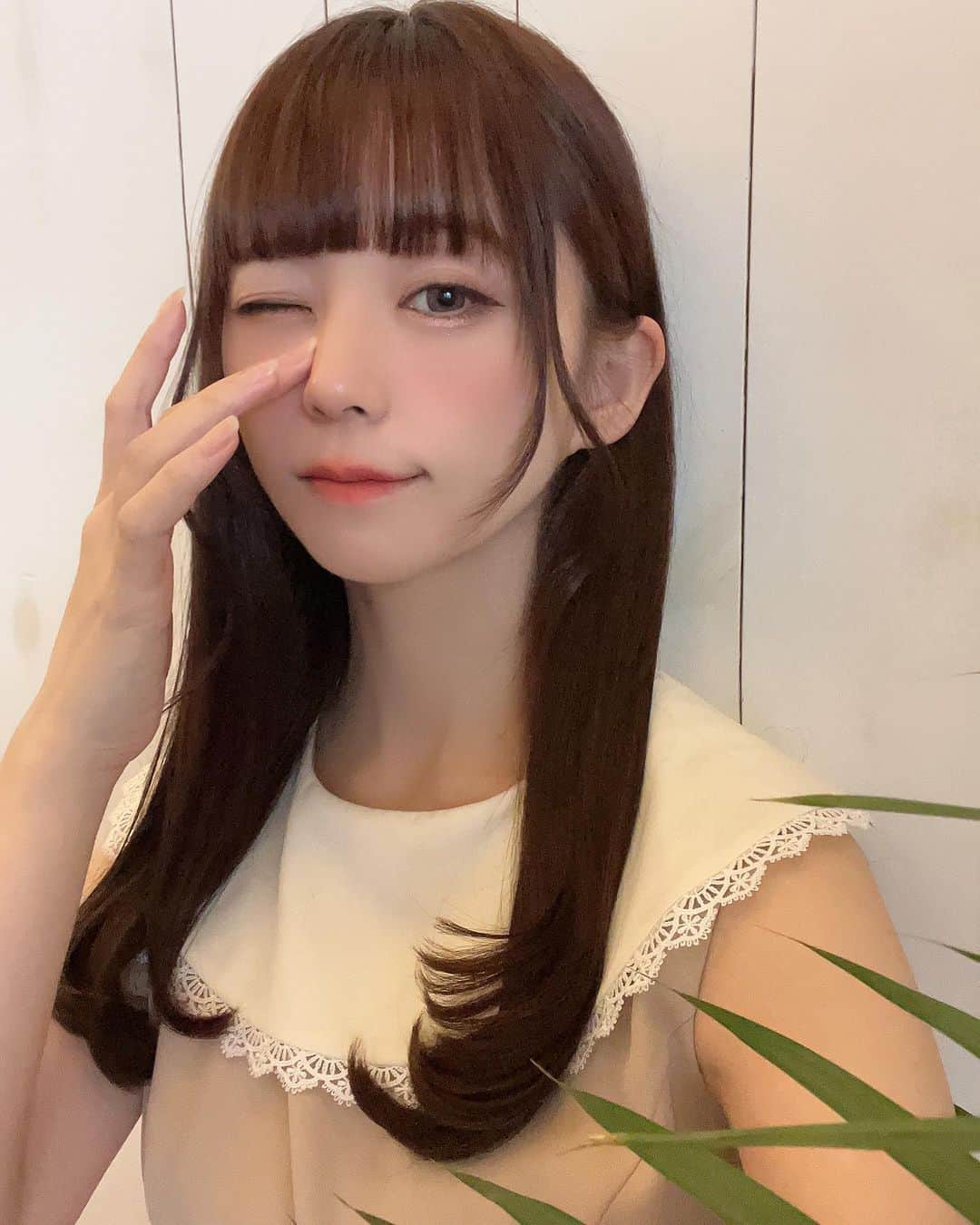 深澤翠さんのインスタグラム写真 - (深澤翠Instagram)「髪を秋色にしてきました💜🧡 私の身長を優に超えている姪(小5)と海ではしゃい ...