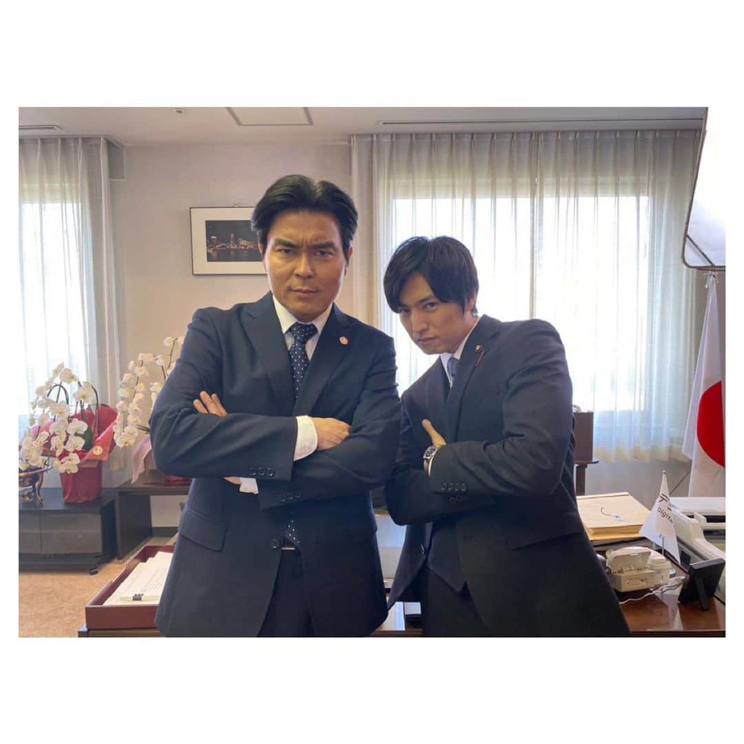 桐山漣のインスタグラム：「・ ダイマジン！今夜！ 敵かな  味方かな @daimajinex」